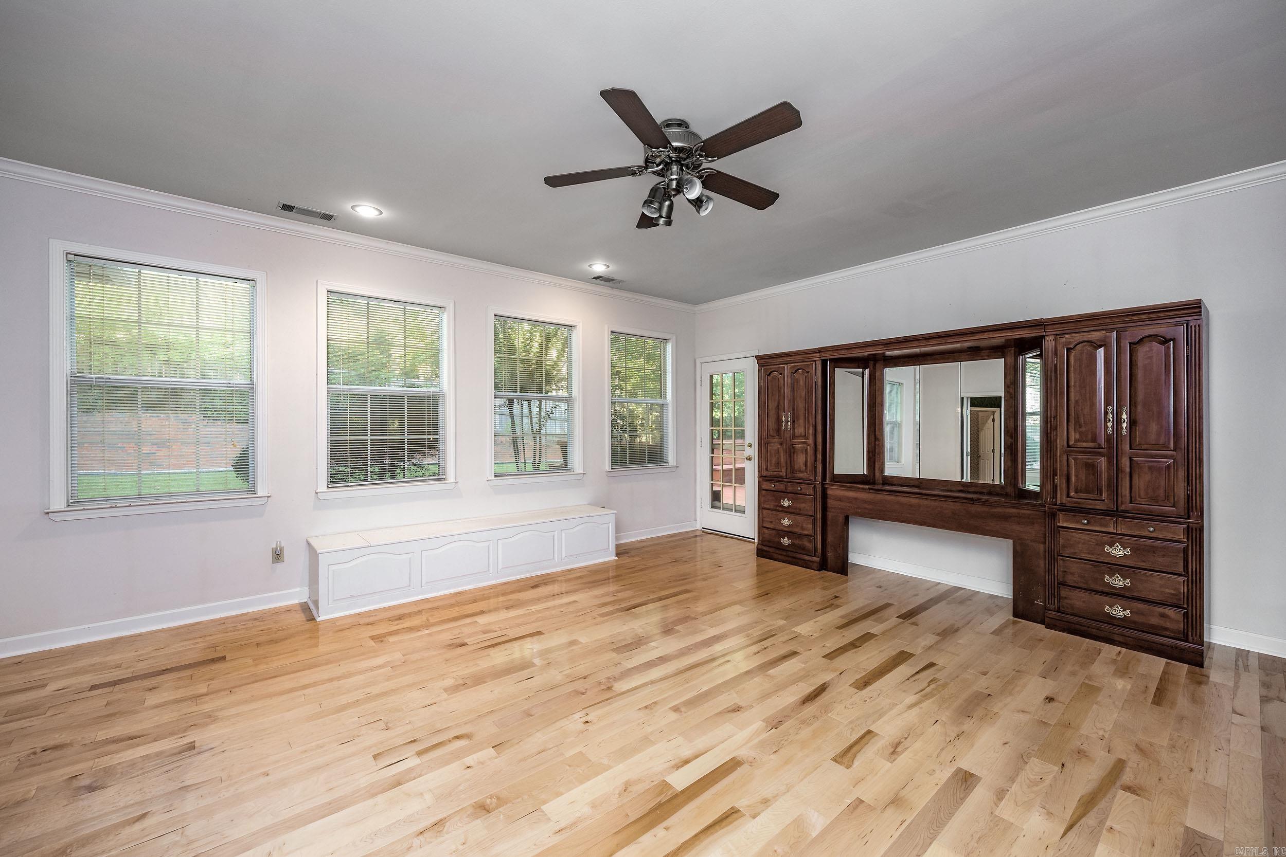 PLEASANT VALLEY ESTATES - Residential