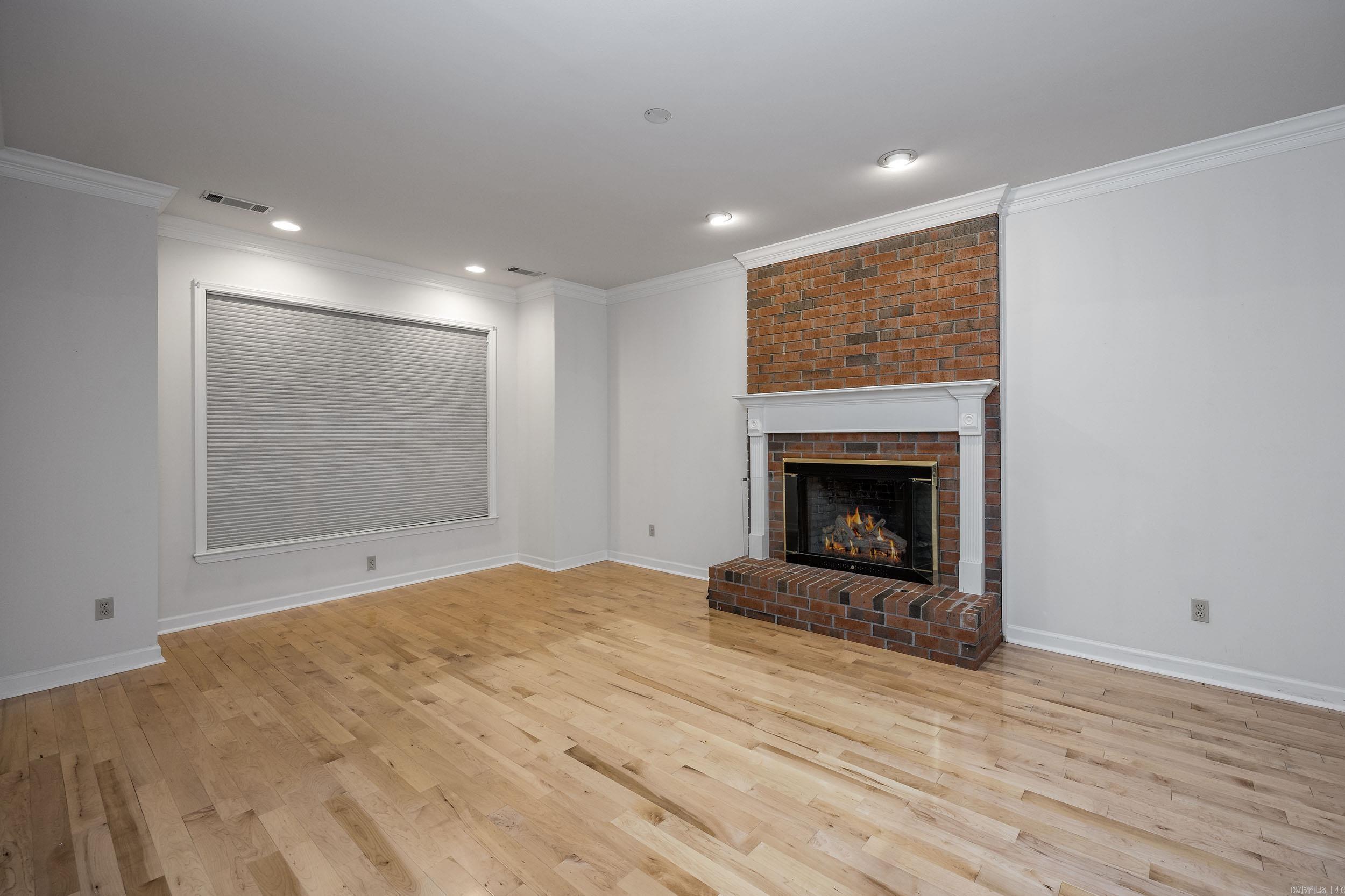 PLEASANT VALLEY ESTATES - Residential