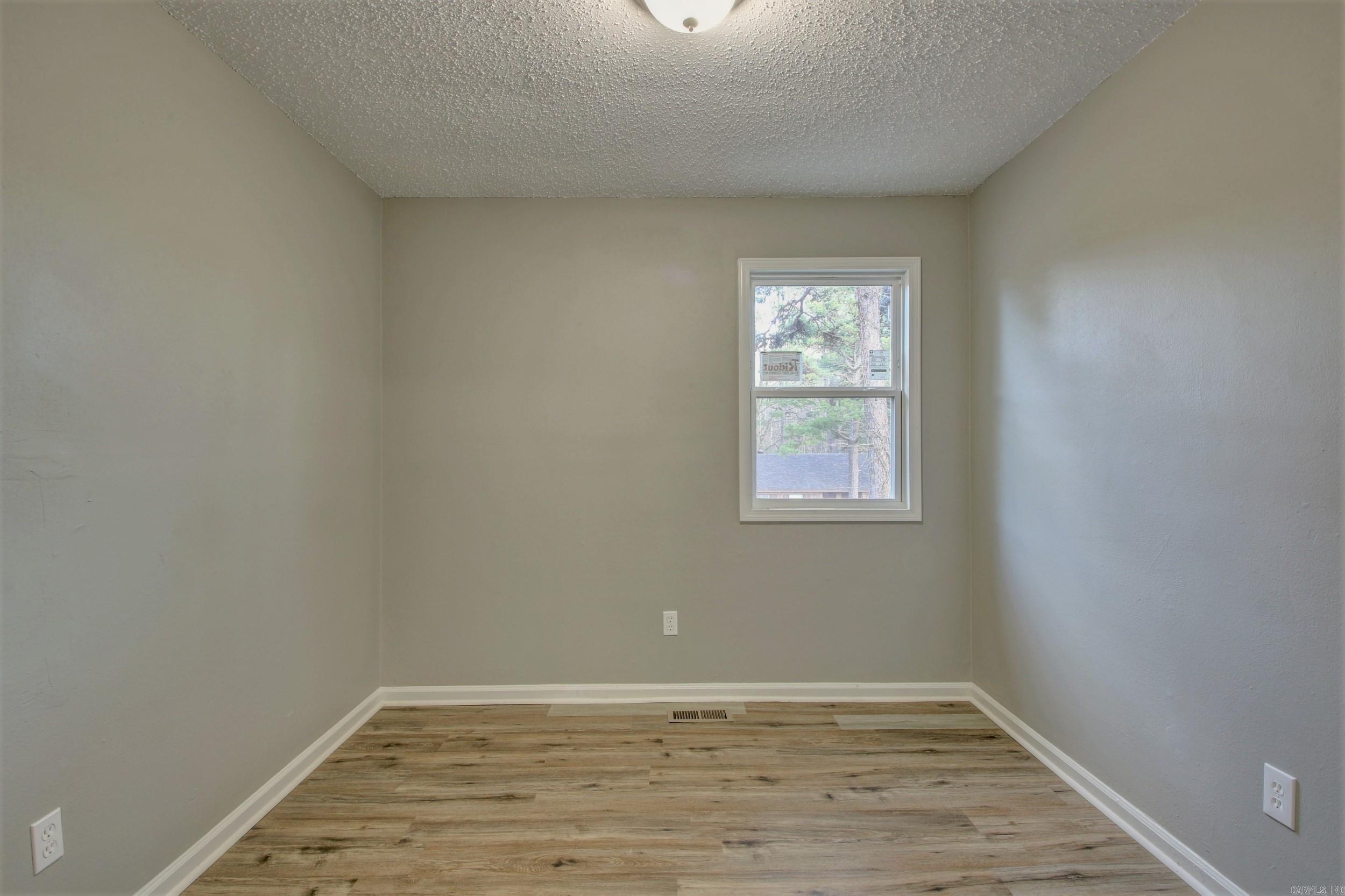 Briarwood - Residential Lease