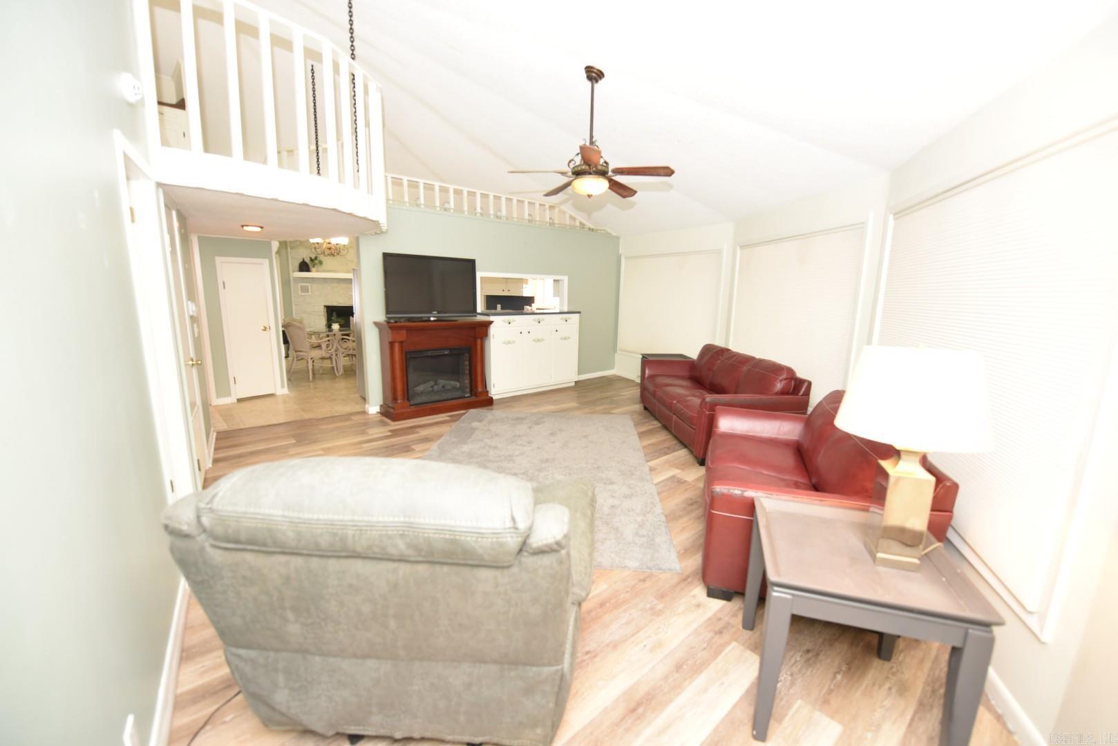 INDIAN HILLS - Residential