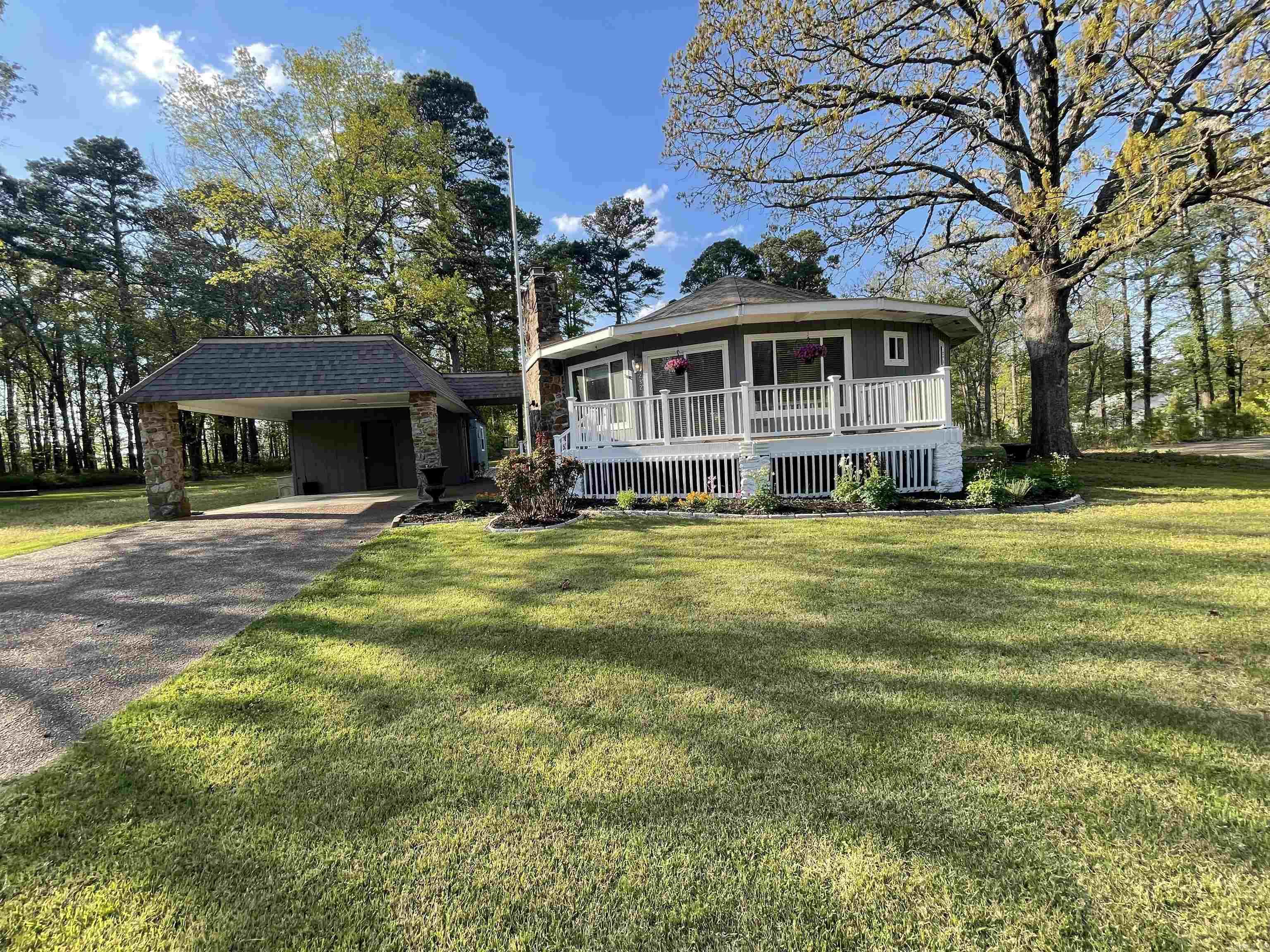 INDIAN HILLS - Residential