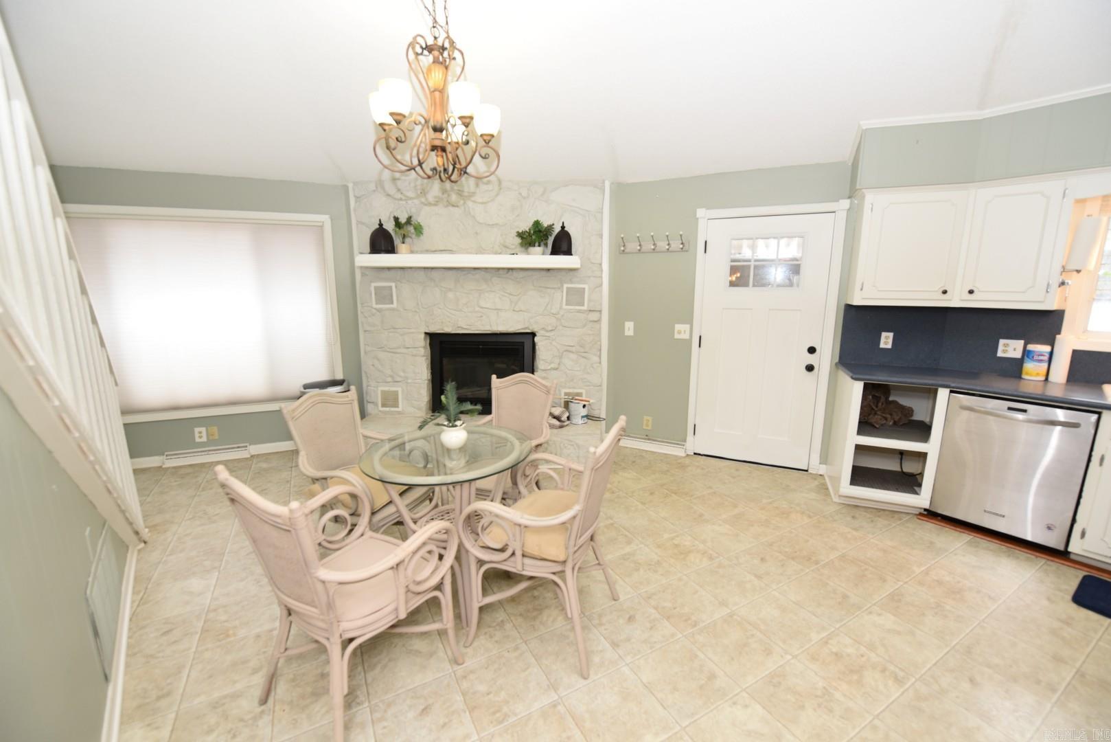 INDIAN HILLS - Residential