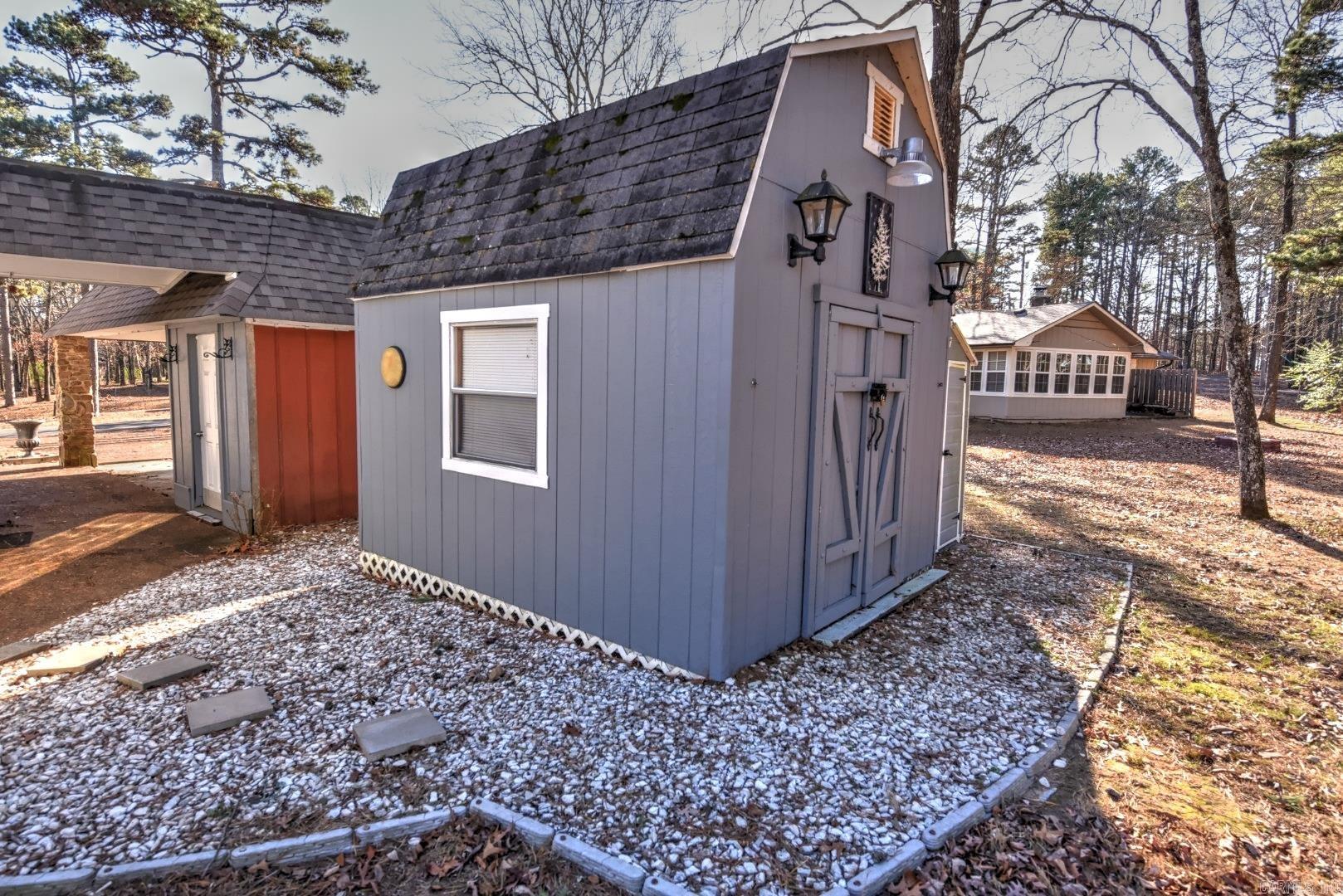 INDIAN HILLS - Residential