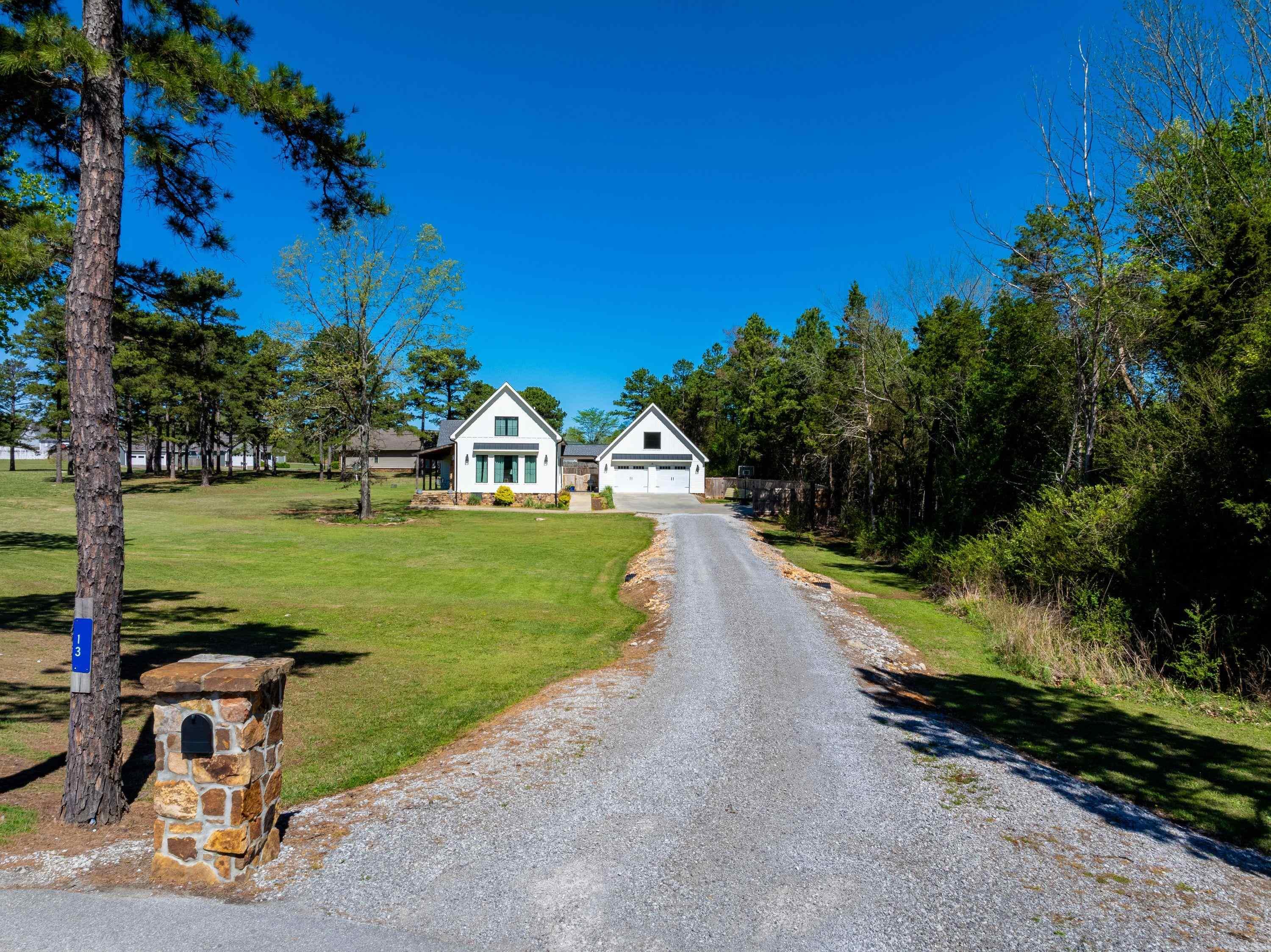 DOUBLE OAK ESTATES - Residential