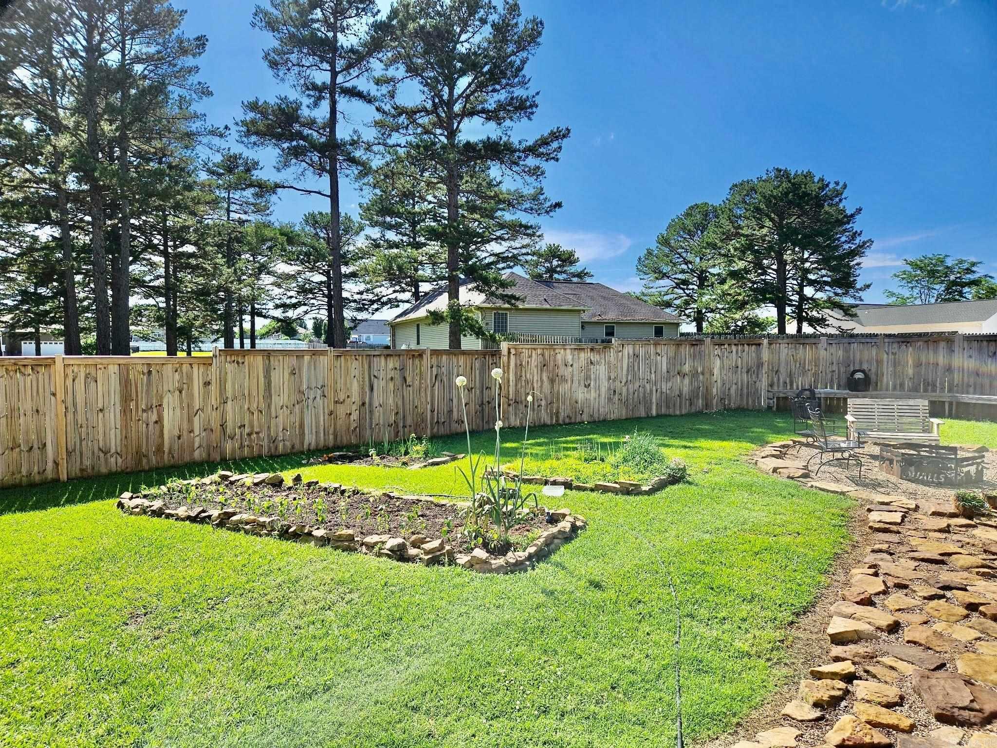 DOUBLE OAK ESTATES - Residential