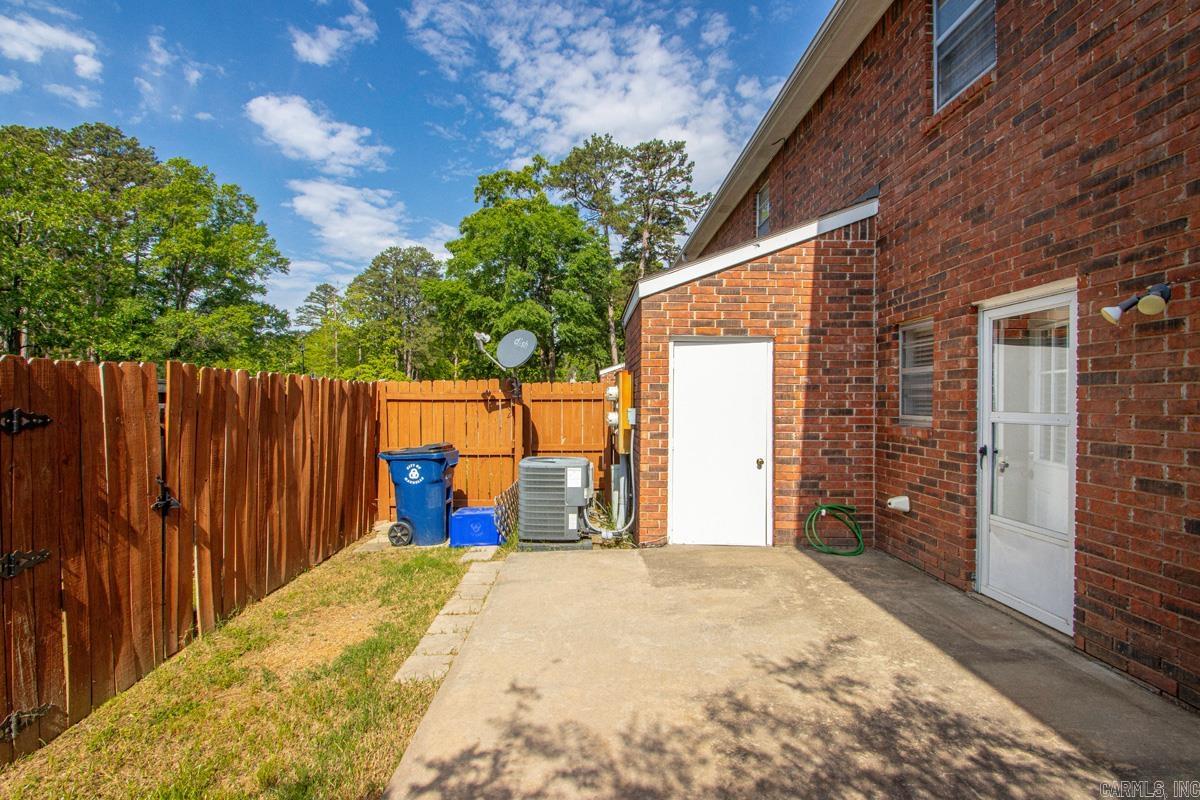 OAK FOREST - Residential