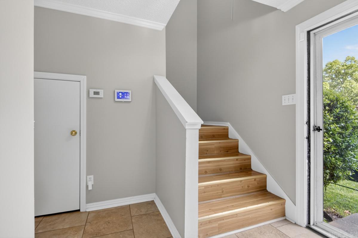 OAK FOREST - Residential