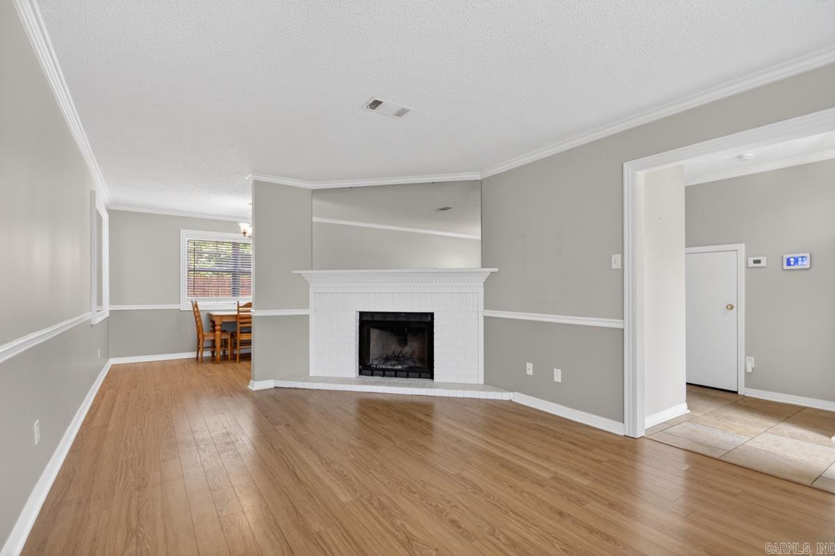 OAK FOREST - Residential