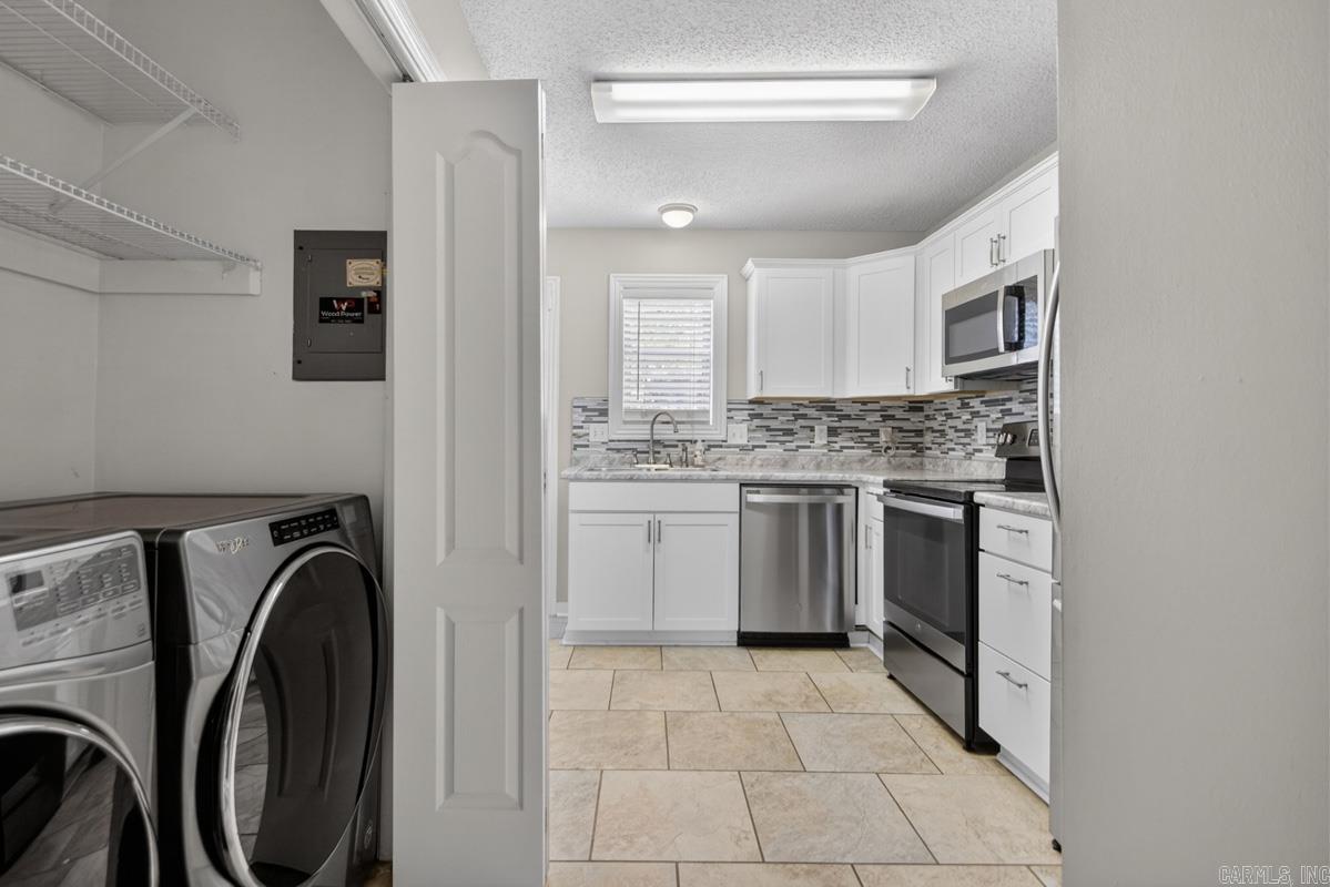 OAK FOREST - Residential