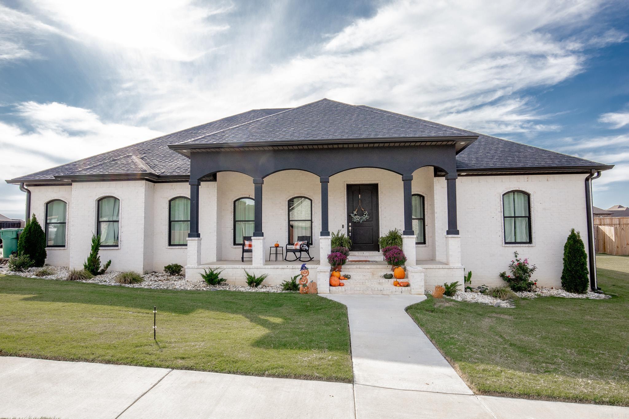 OAK TREE SOUTH - Residential