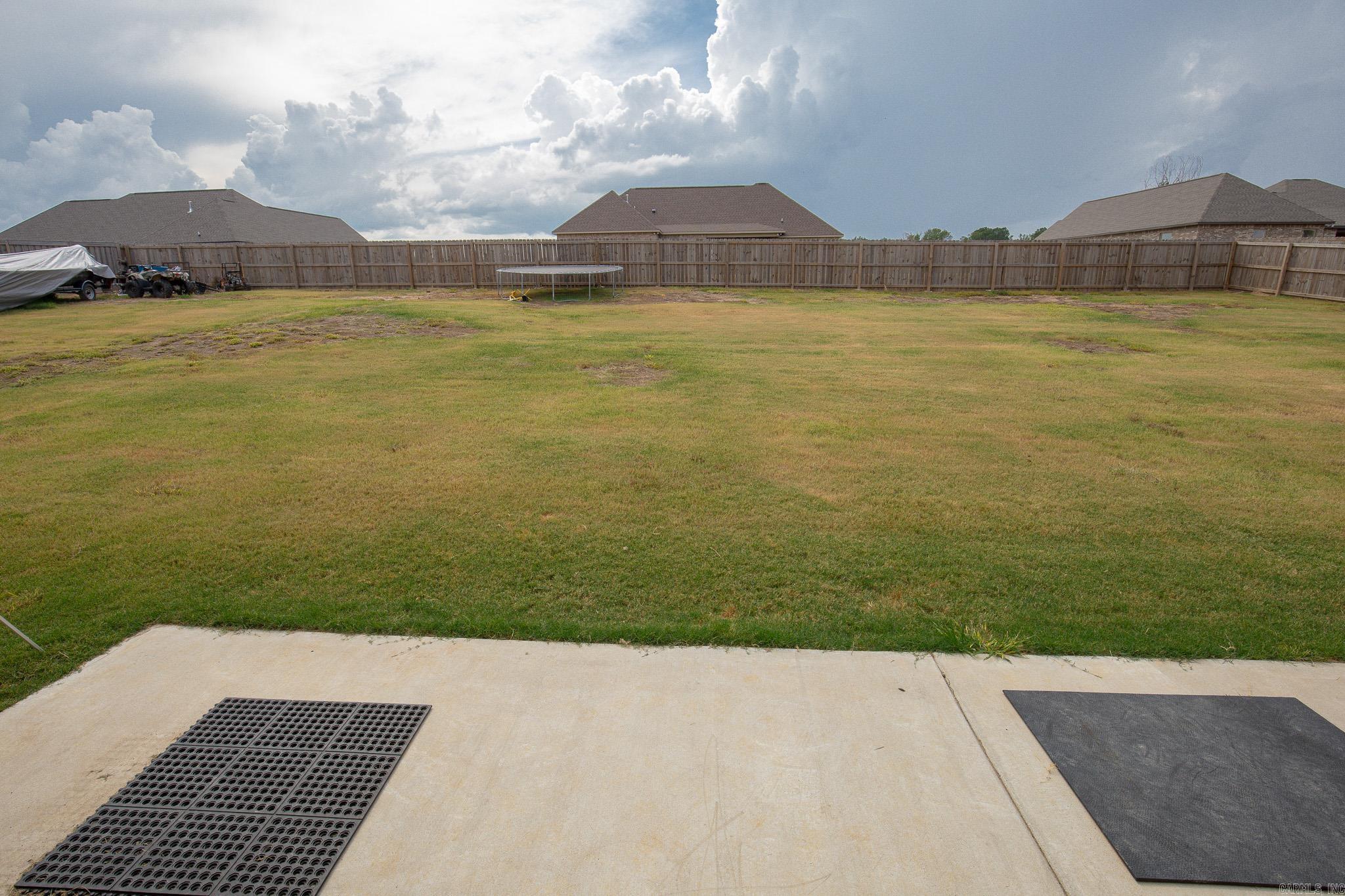 OAK TREE SOUTH - Residential