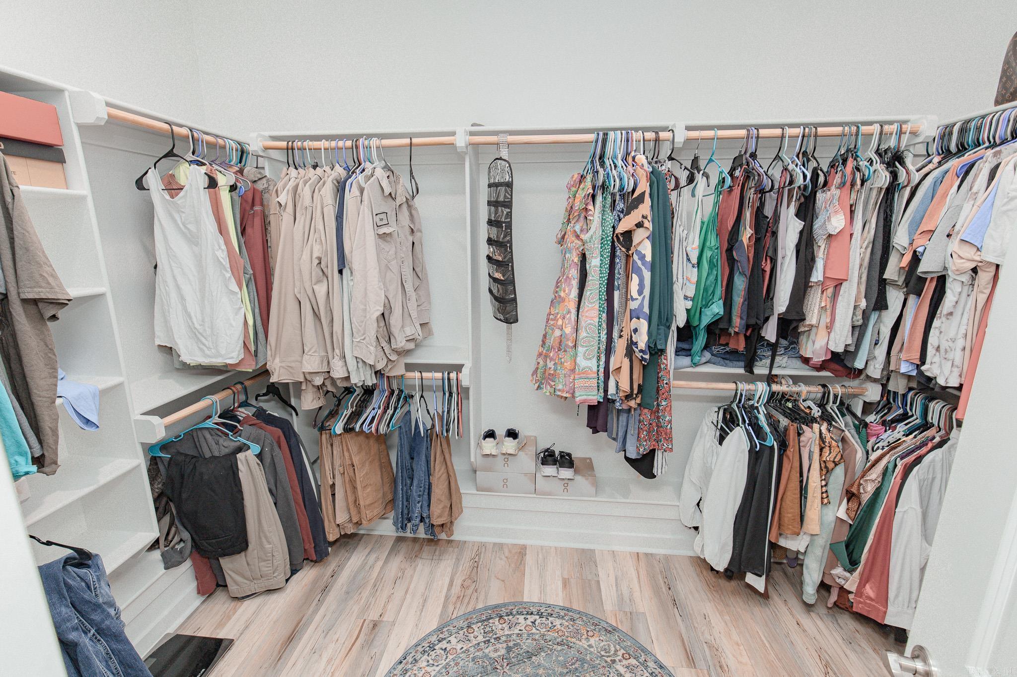 OAK TREE SOUTH - Residential