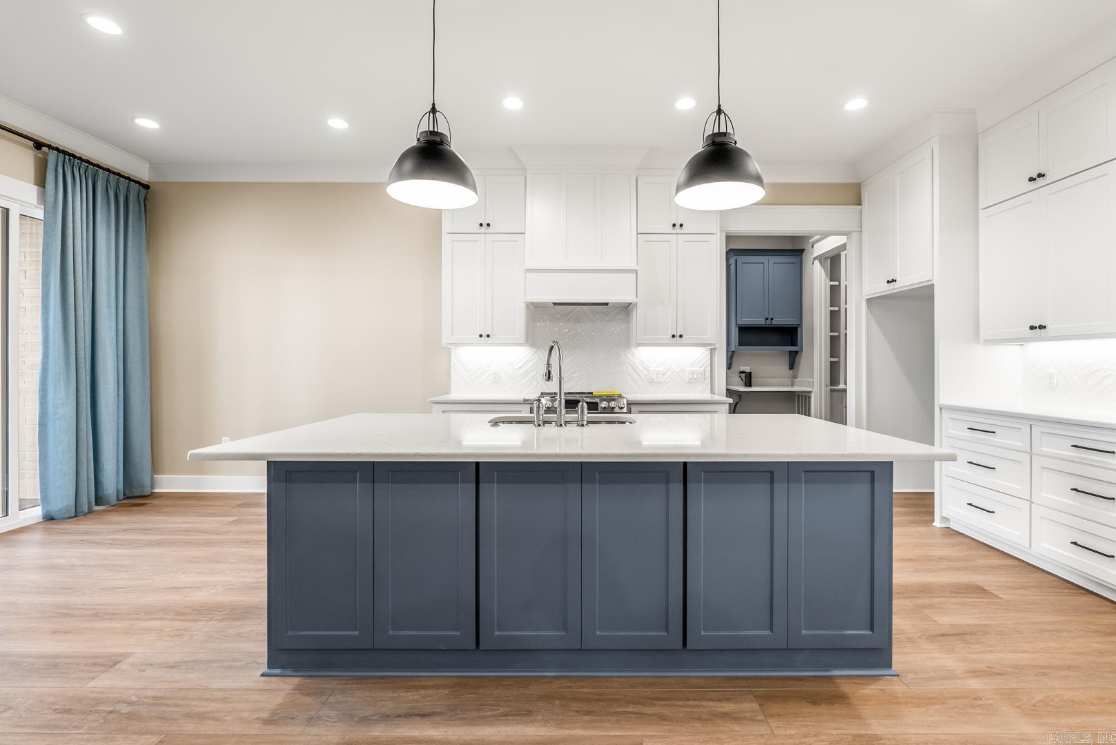 NORTH VIEW ESTATES - Residential