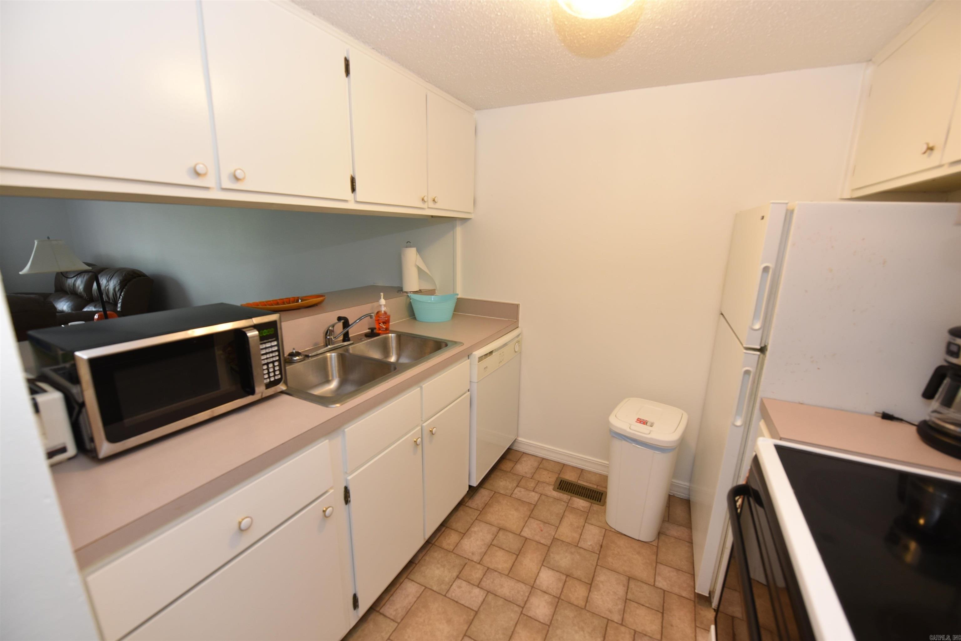 Chelsea Condos - Residential Lease