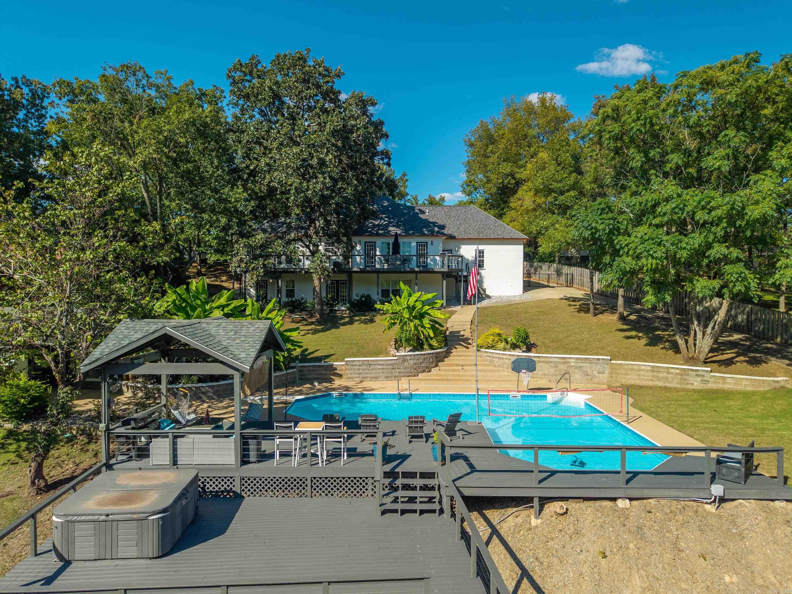 COCA BAY - IN - Residential