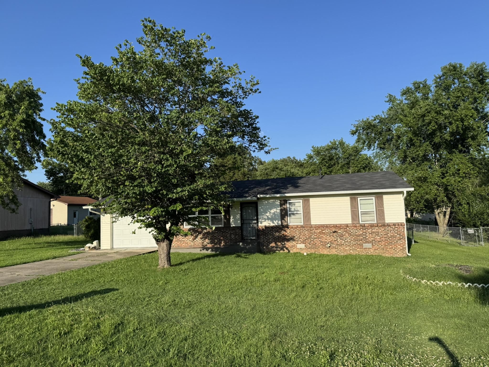 NICE 3 BEDROOM/2BATH HOME, SITTING ON A LARGE LEVEL LOT. NEW ROOF IN 2024, UPDATED BACK DECK.