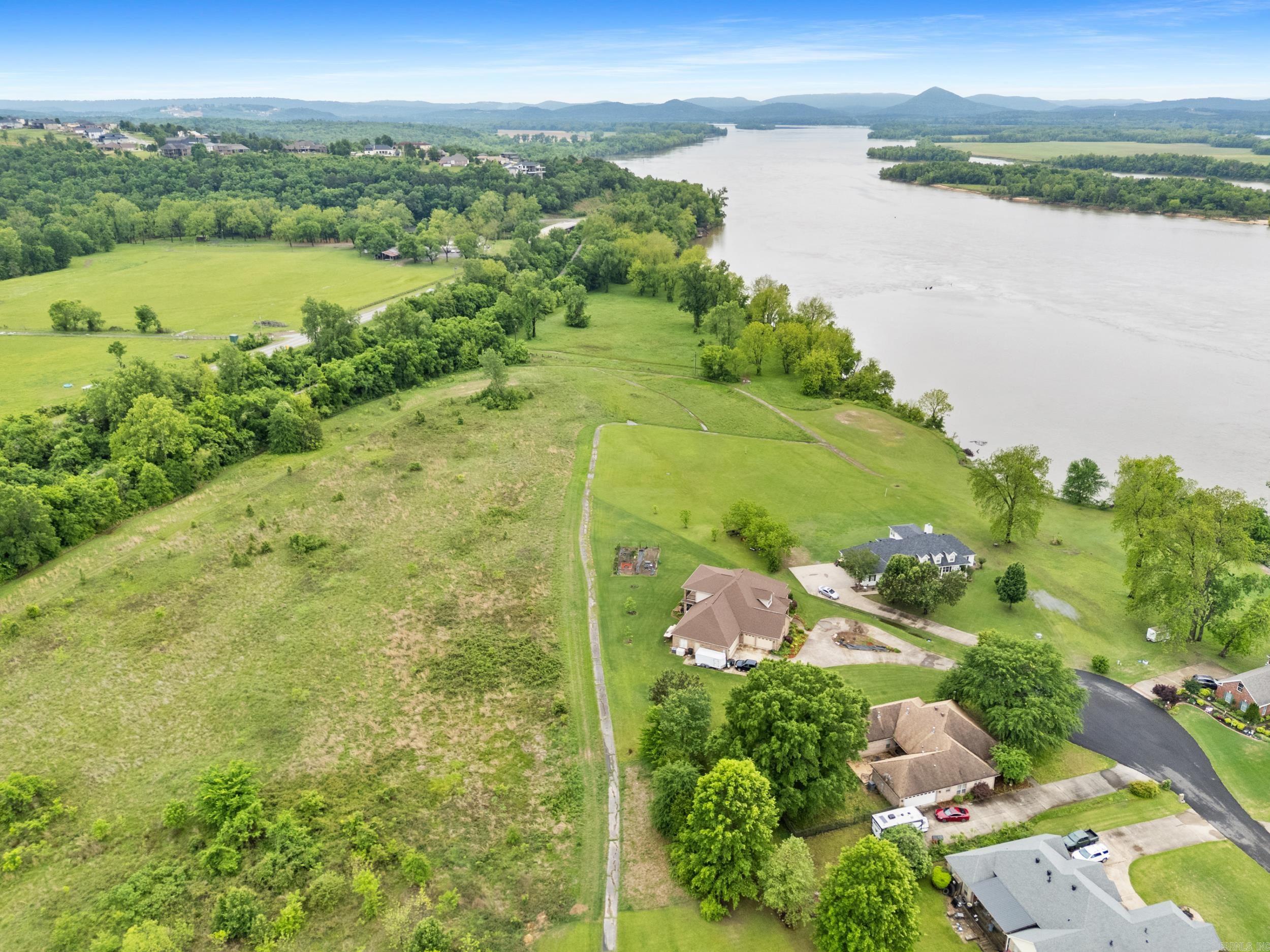 THE RIVER PLANTATION PH-V FINAL - Residential