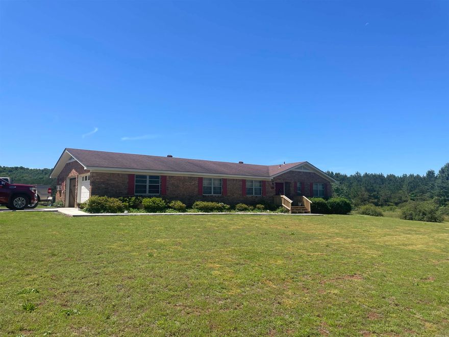 Just over 100 gorgeous acres right in "downtown" Romance, Arkansas! With approximately 35 acres of pine timber (ready for first cutting), 30 acres of pasture, and 35 acres of wooded ridge, you'll fall in love with the versatility of this idyllic slice of heaven! Great for hunting, farming, fishing, or just to have a place to retreat! The house is in good condition, though could use some cosmetic updates.