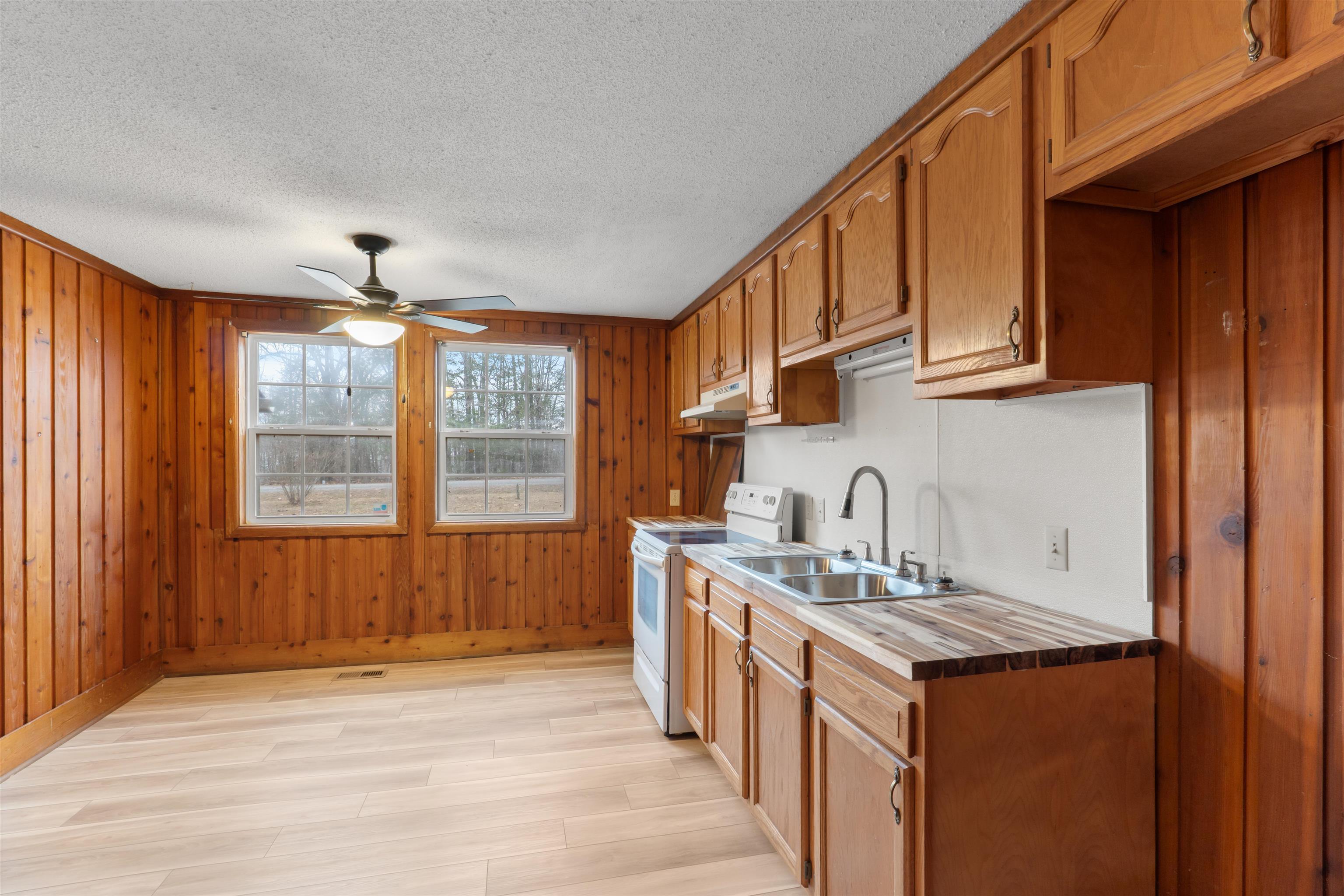 CEDAR GLADE - Residential