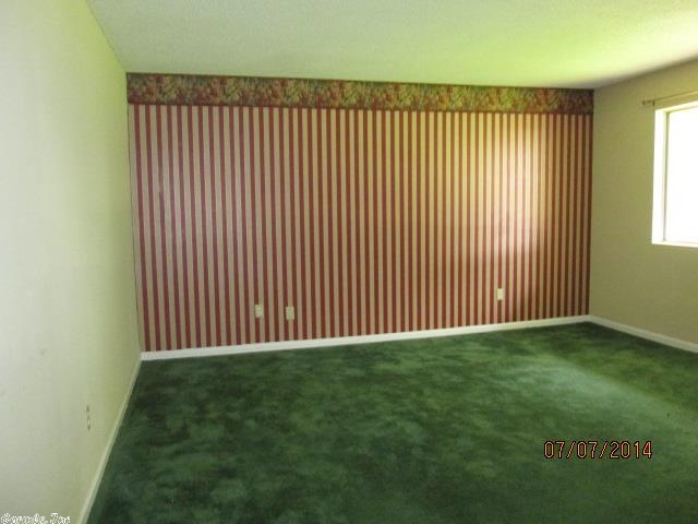 OAKHURST - Residential