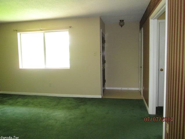 OAKHURST - Residential