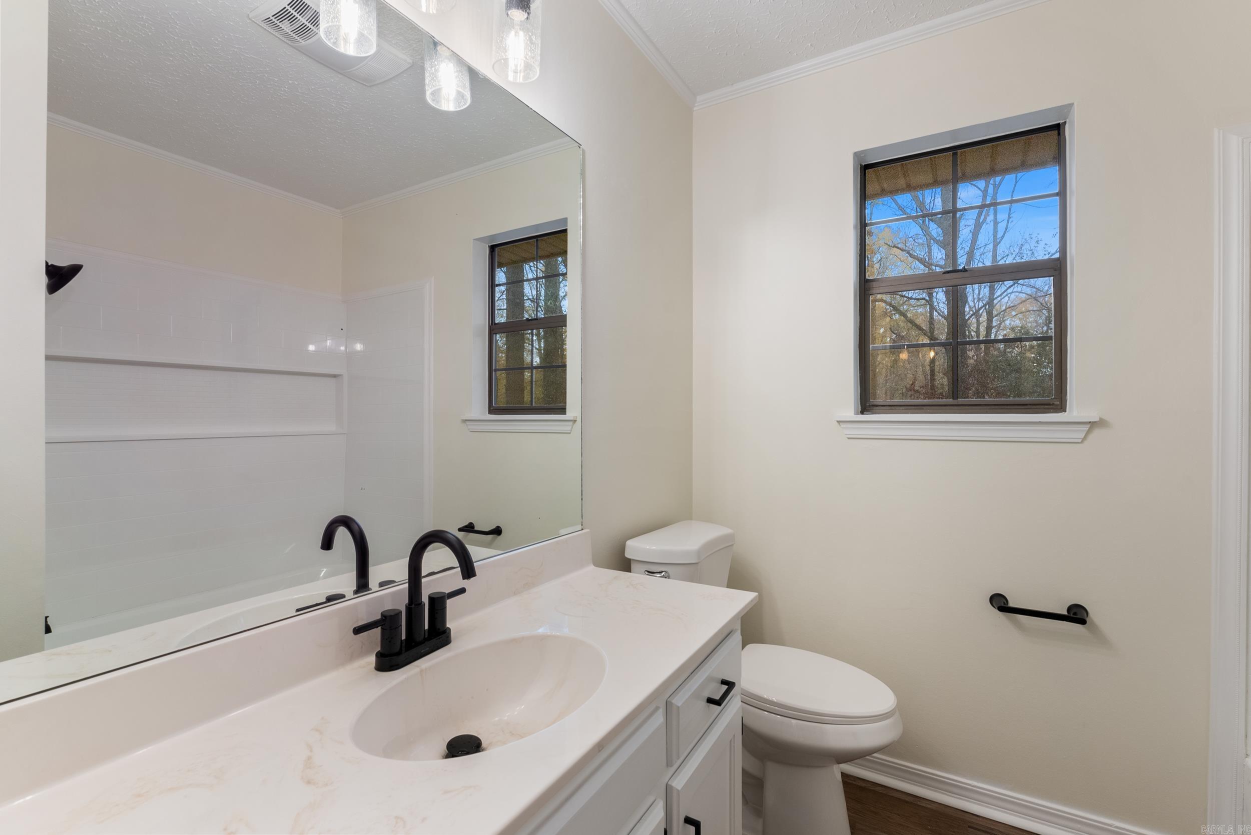 SMOKING OAKS ADD - Residential