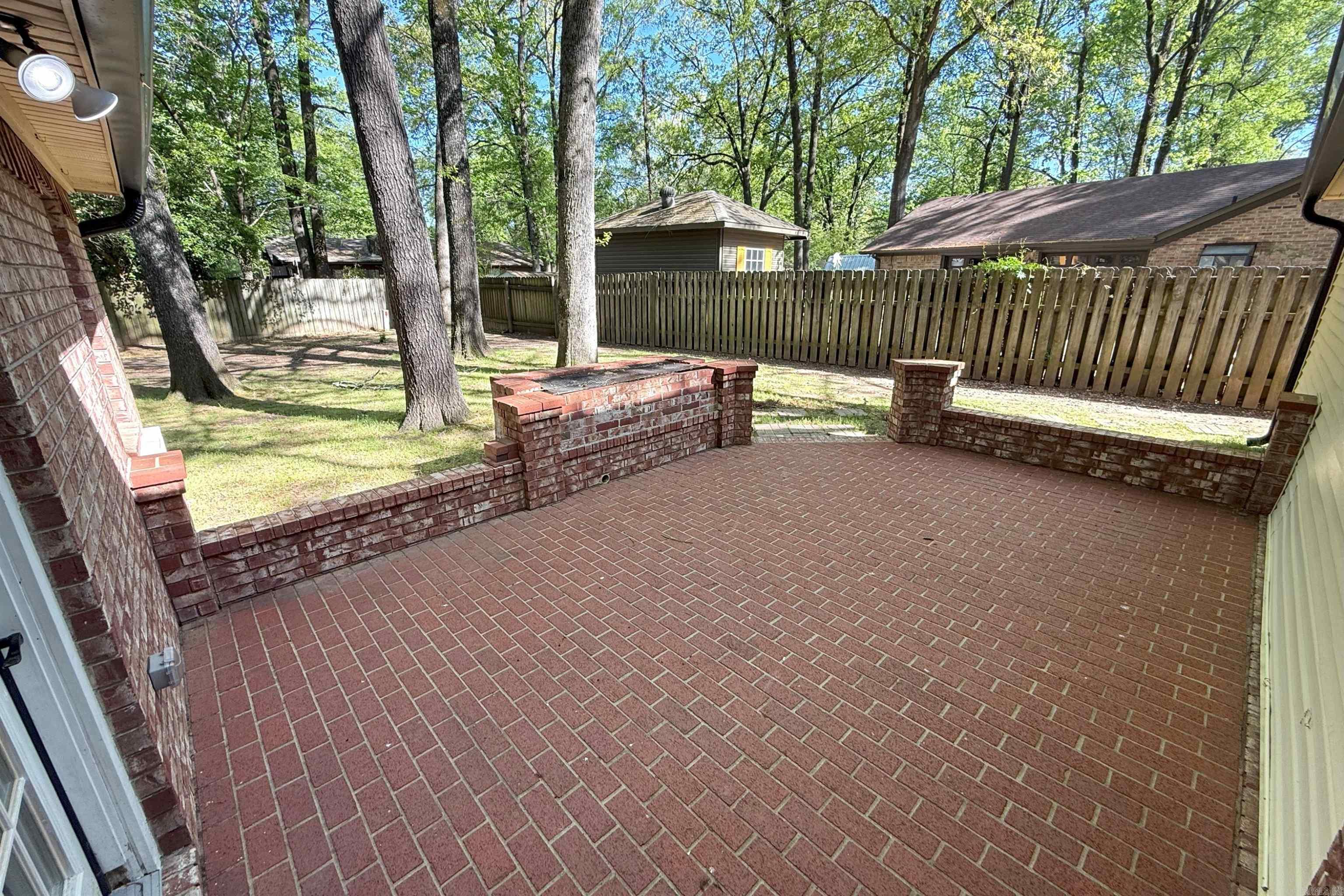 SMOKING OAKS ADD - Residential