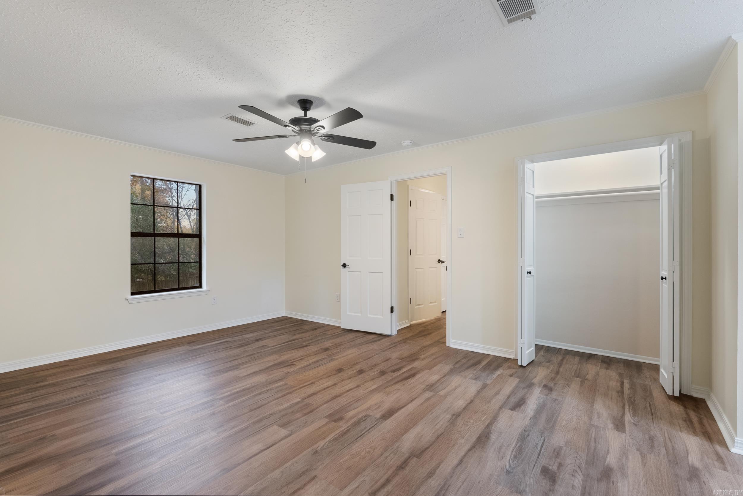 SMOKING OAKS ADD - Residential