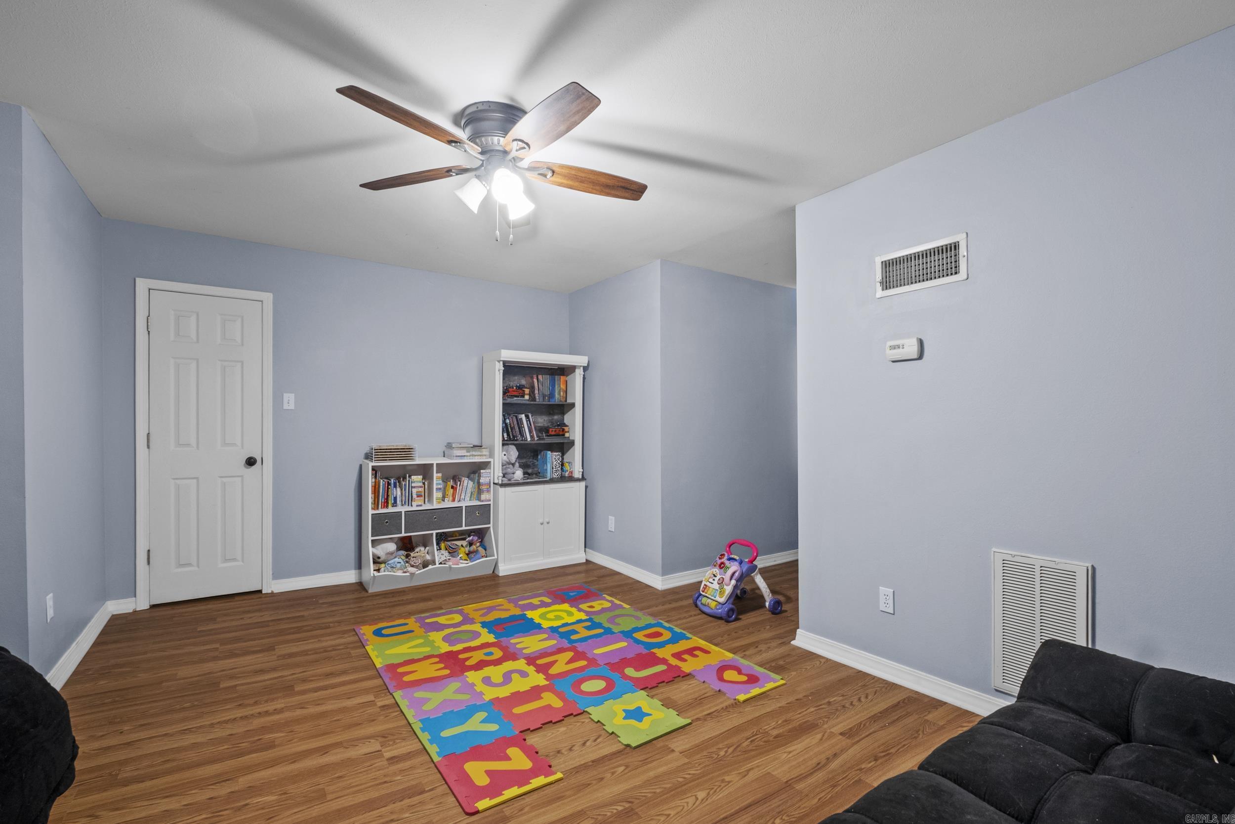 Sun Terrace Estates III - Residential