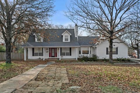 Photo of 35 N. Sunland Dr. Dr, Cabot, AR 72023 (MLS # 25048927)