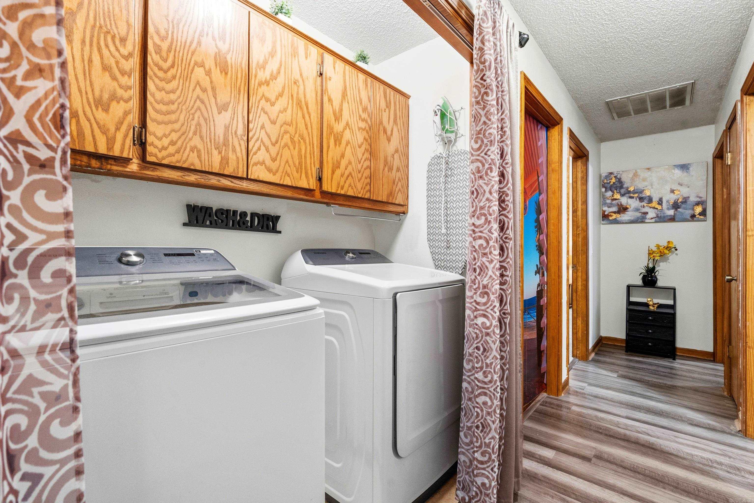 DOMINAR - Residential