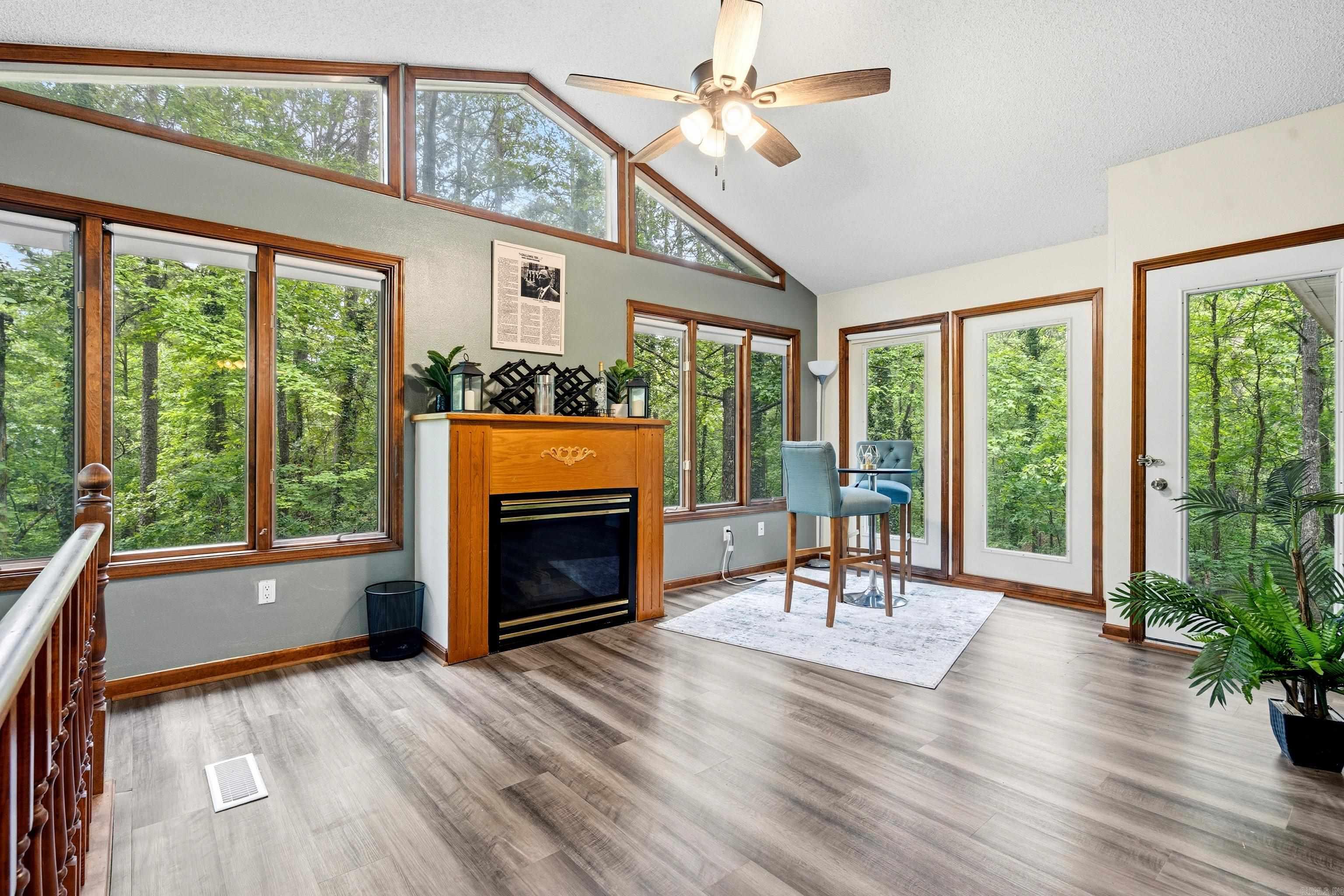 DOMINAR - Residential