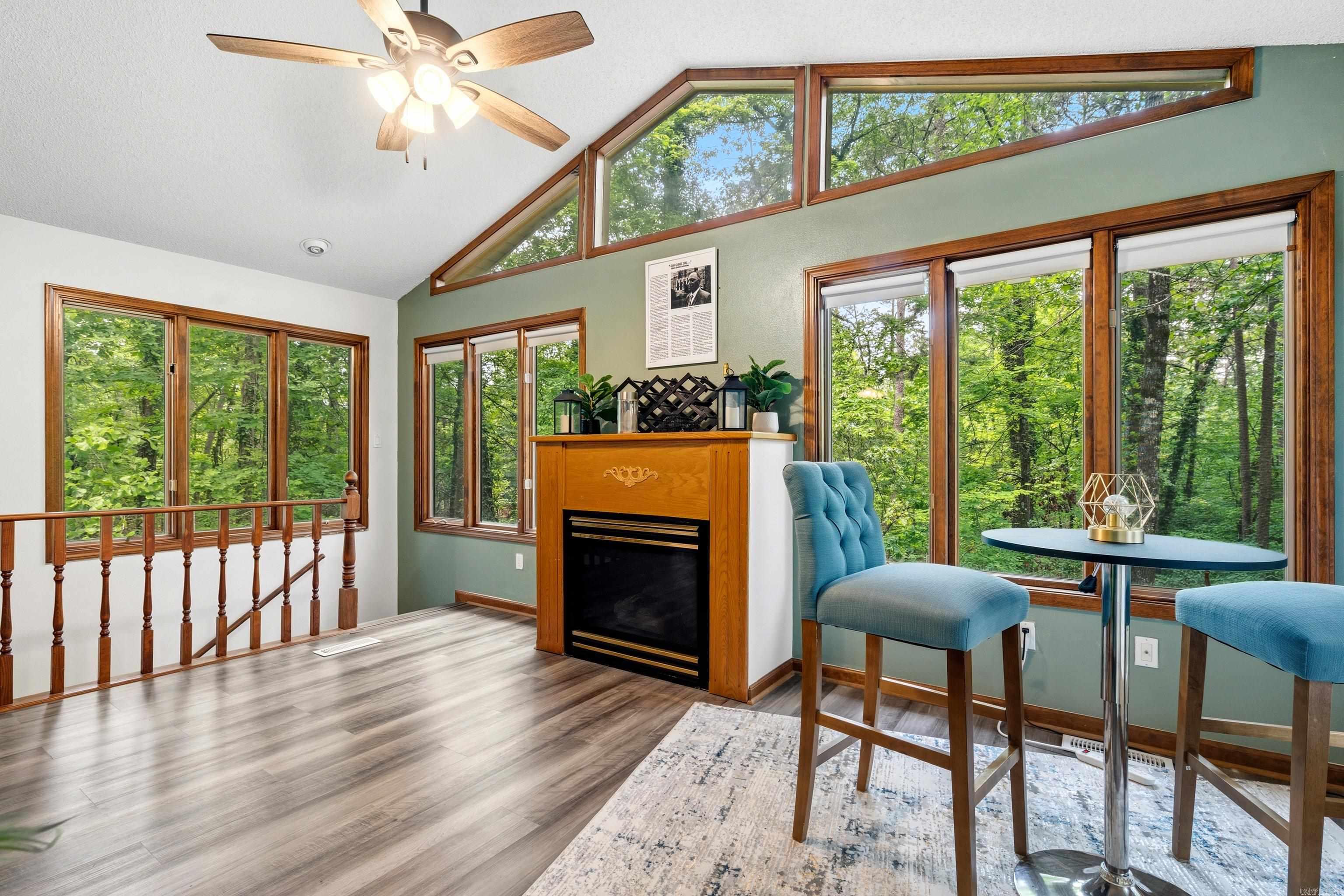 DOMINAR - Residential