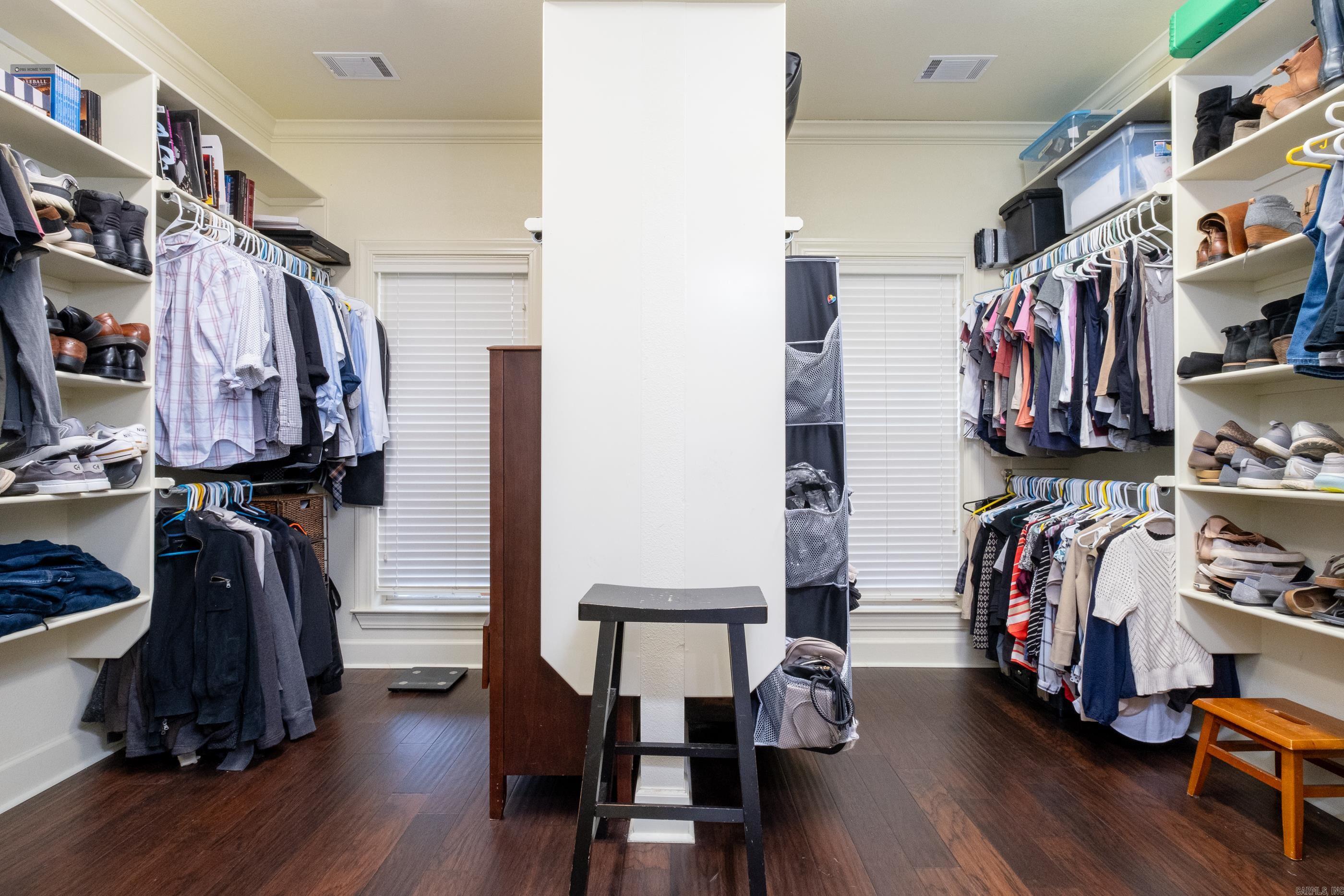 CHENAL VALLEY EPERNAY PLACE - Residential