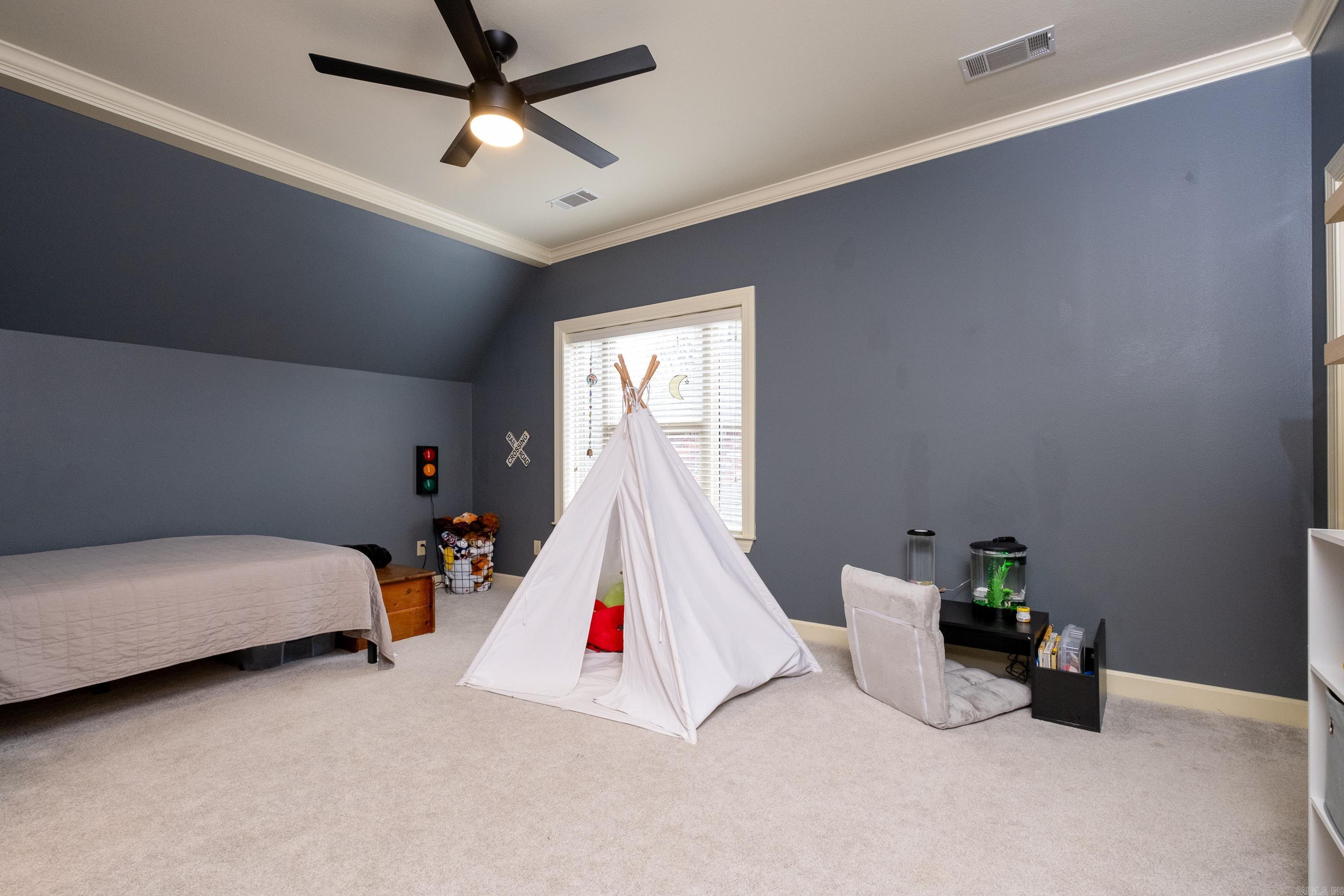 CHENAL VALLEY EPERNAY PLACE - Residential