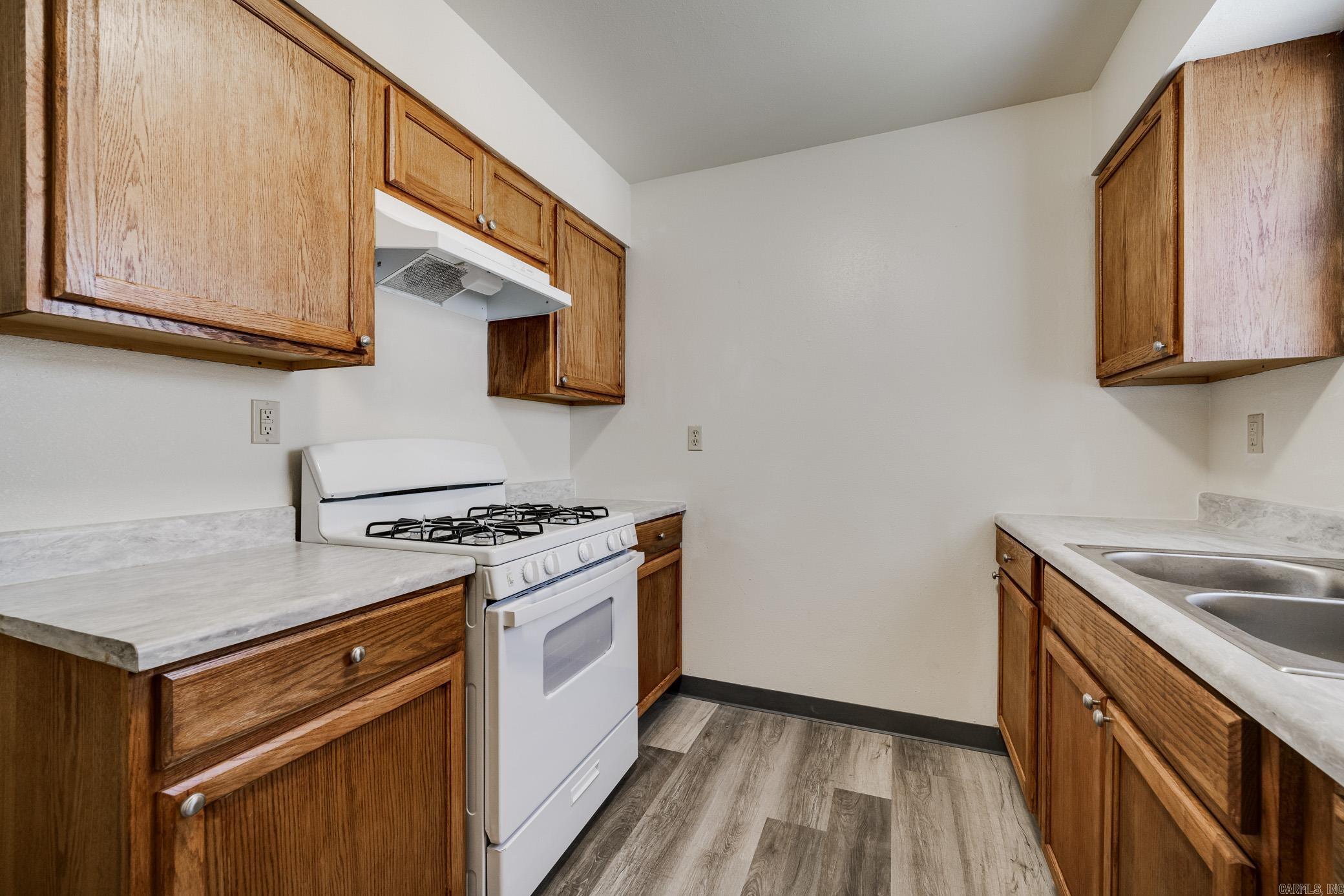 Metes & Bounds - Residential Lease