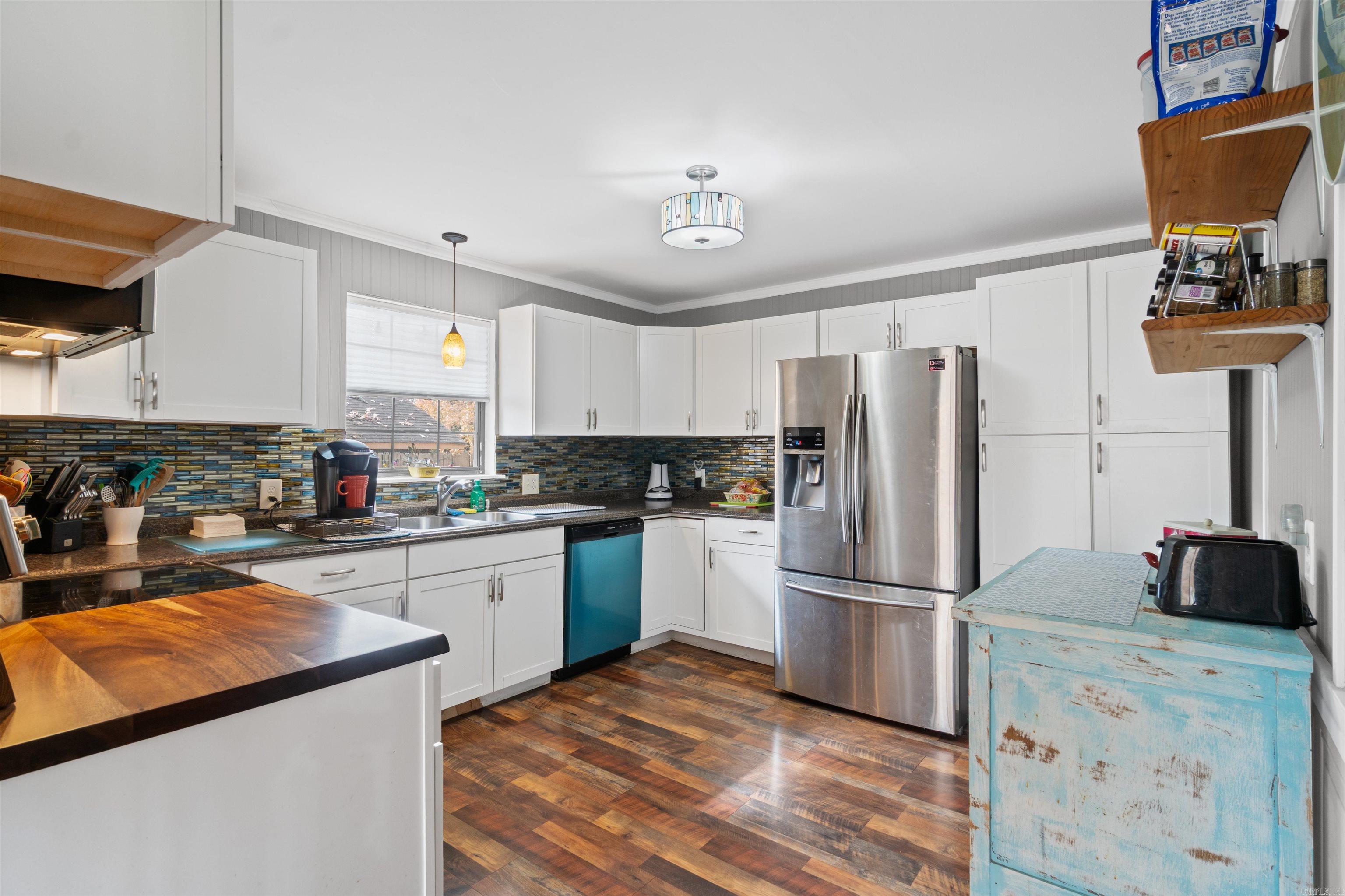 Sky Way - Residential