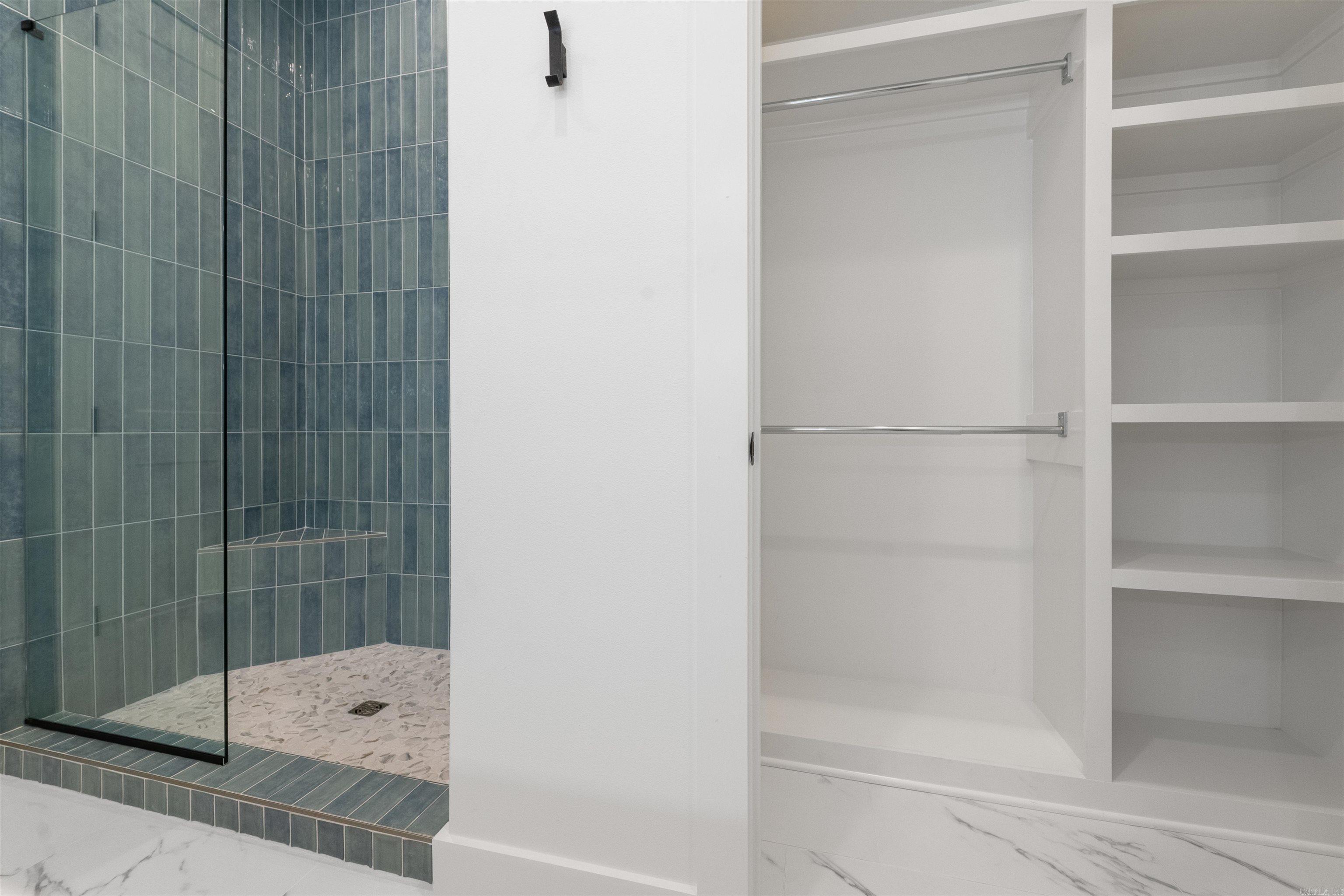 CHENAL VALLEY ABINGTON COURT - Residential