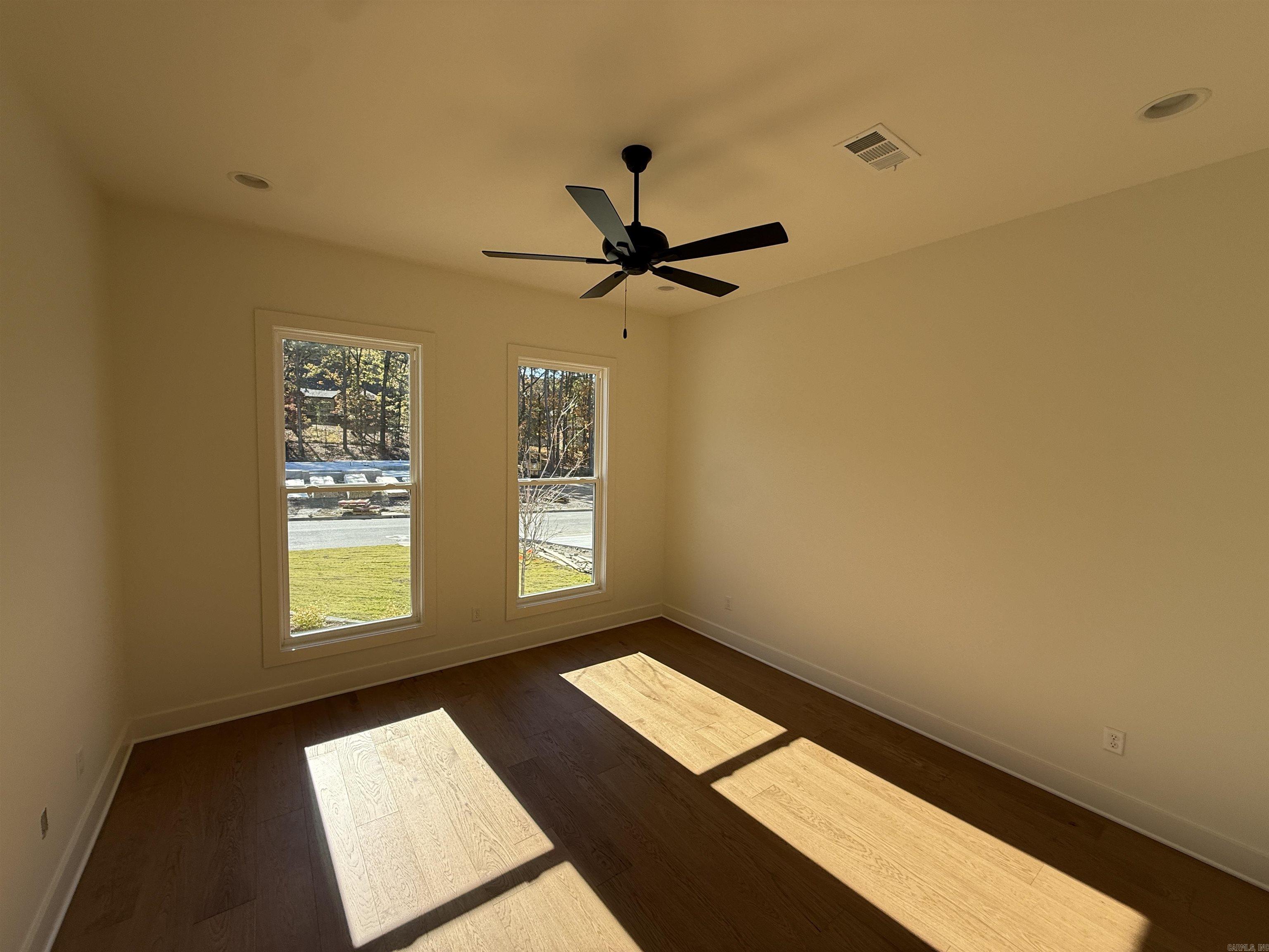 CHENAL VALLEY ABINGTON COURT - Residential