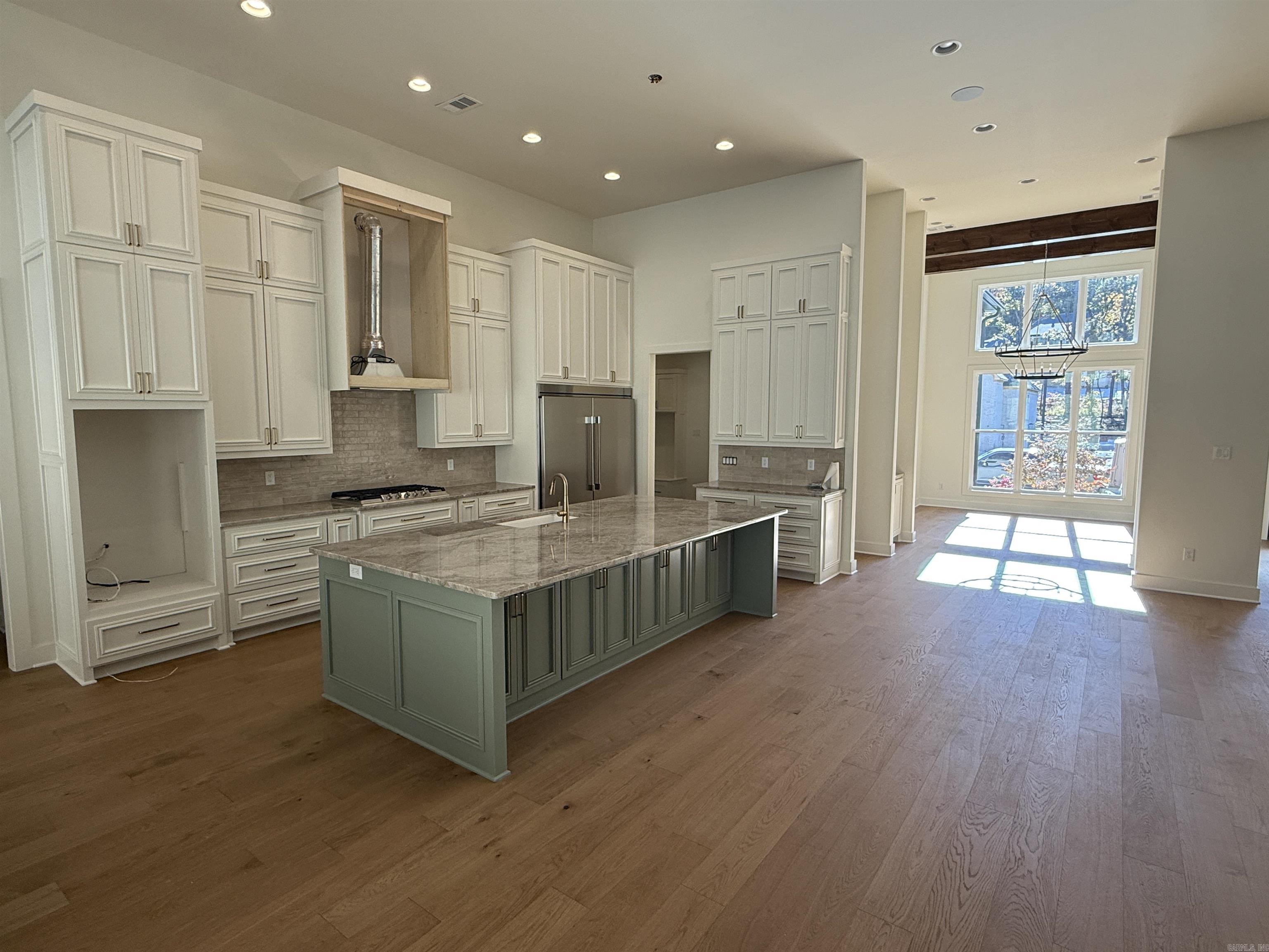 CHENAL VALLEY ABINGTON COURT - Residential