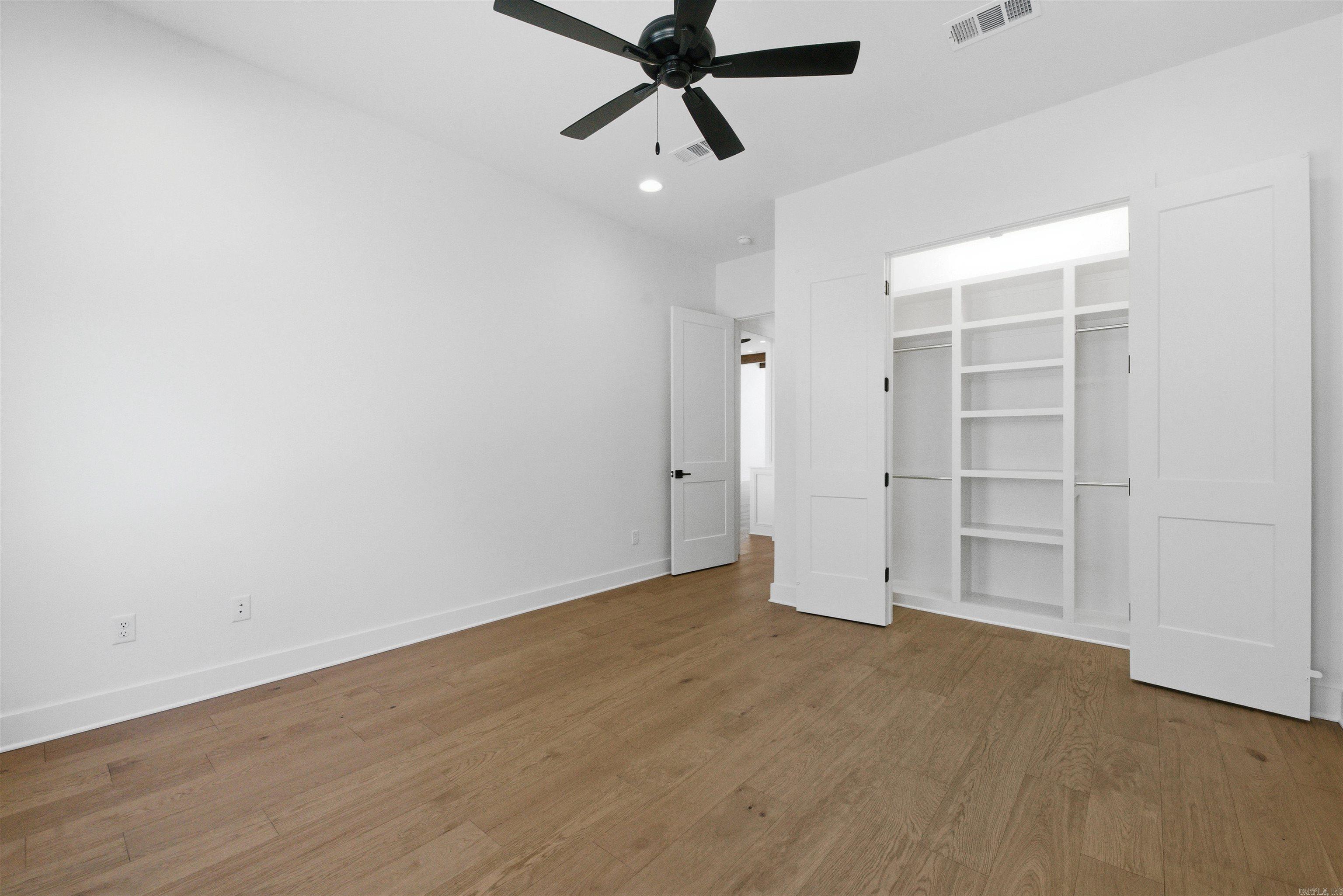 CHENAL VALLEY ABINGTON COURT - Residential