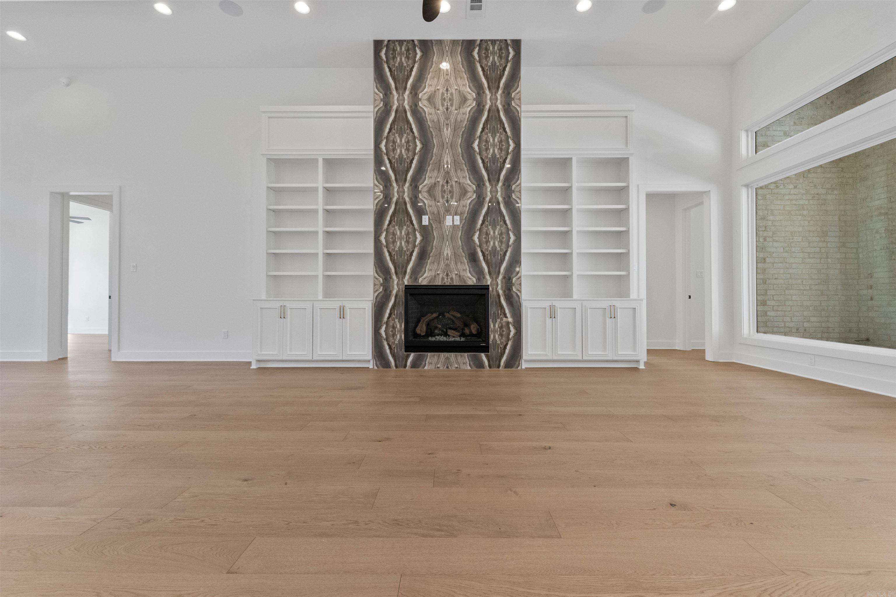 CHENAL VALLEY ABINGTON COURT - Residential