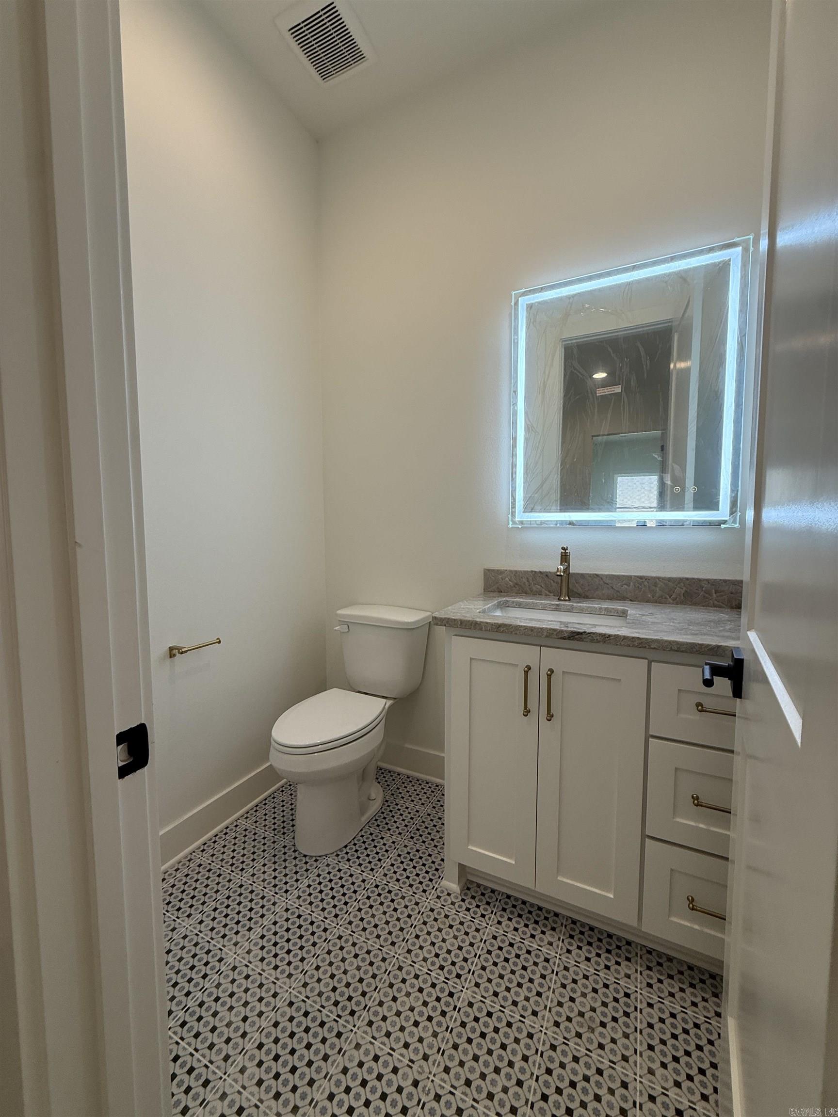 CHENAL VALLEY ABINGTON COURT - Residential