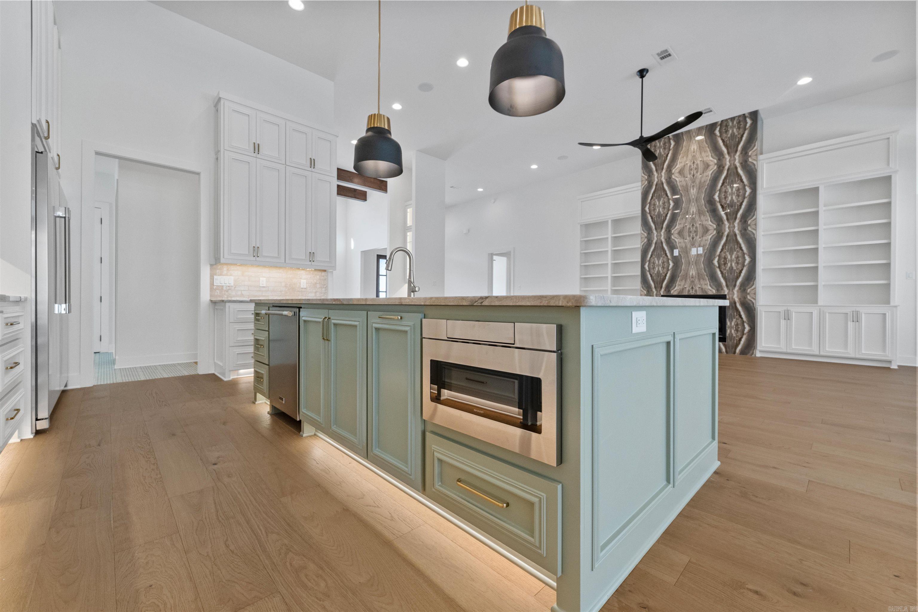 CHENAL VALLEY ABINGTON COURT - Residential