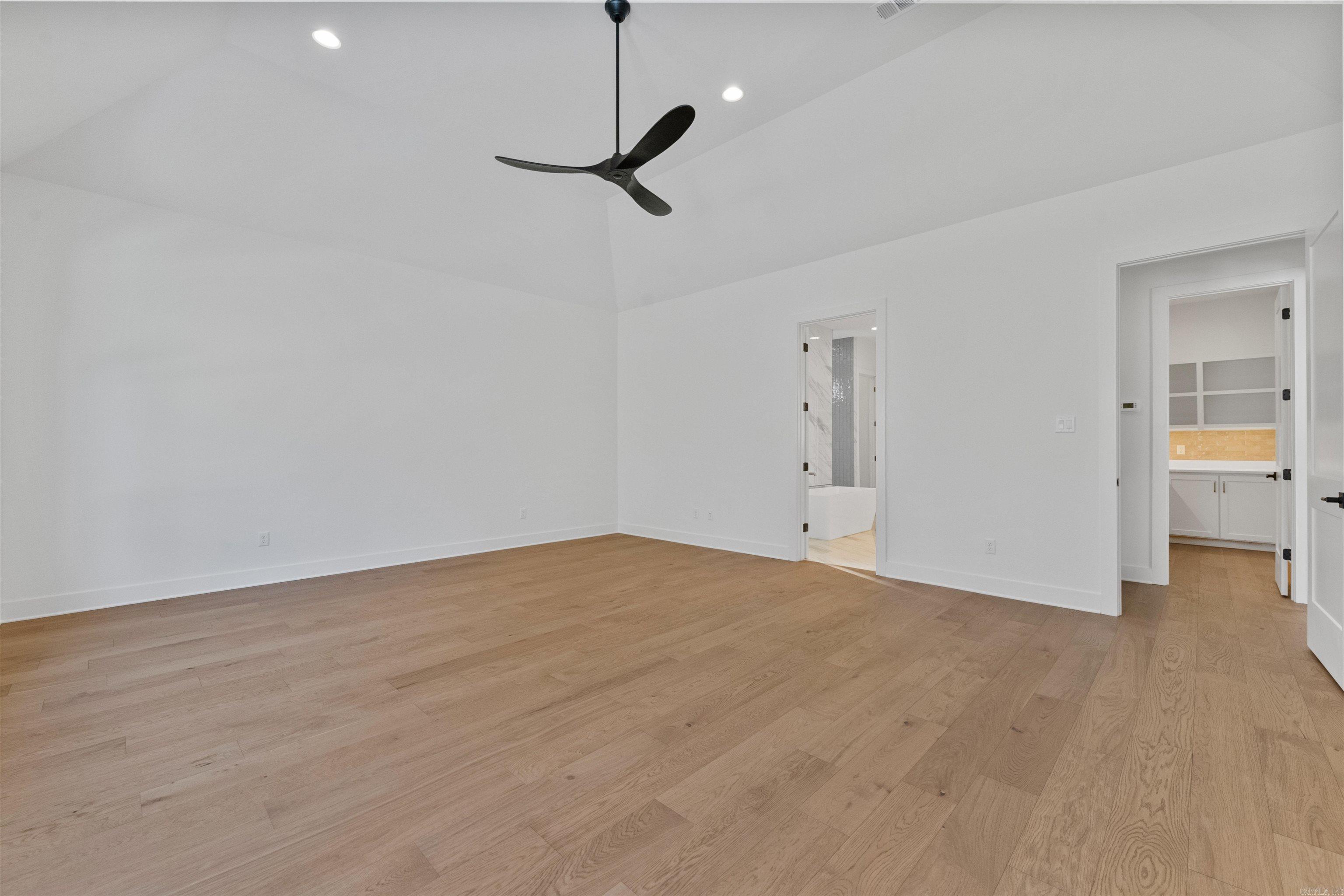 CHENAL VALLEY ABINGTON COURT - Residential