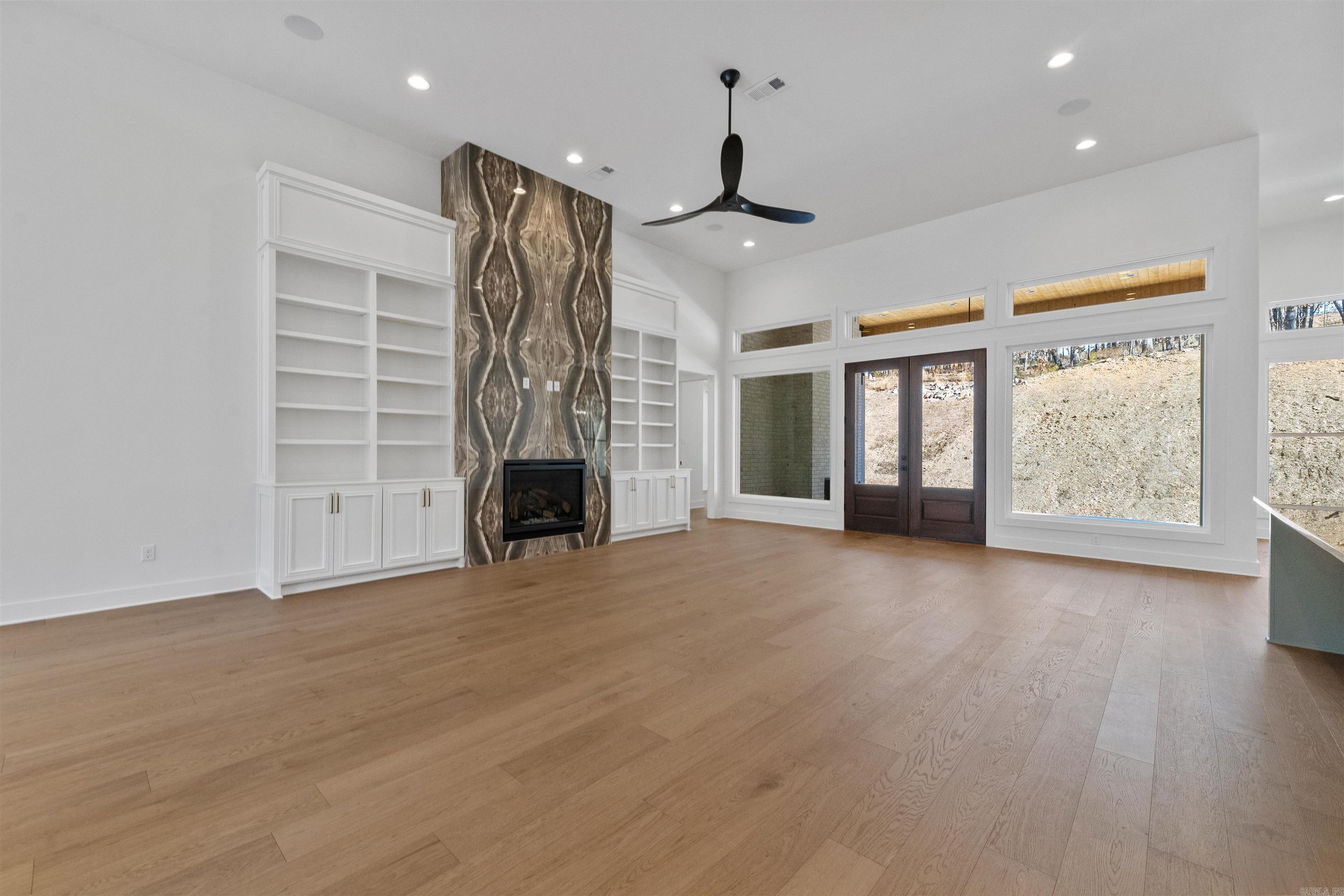 CHENAL VALLEY ABINGTON COURT - Residential