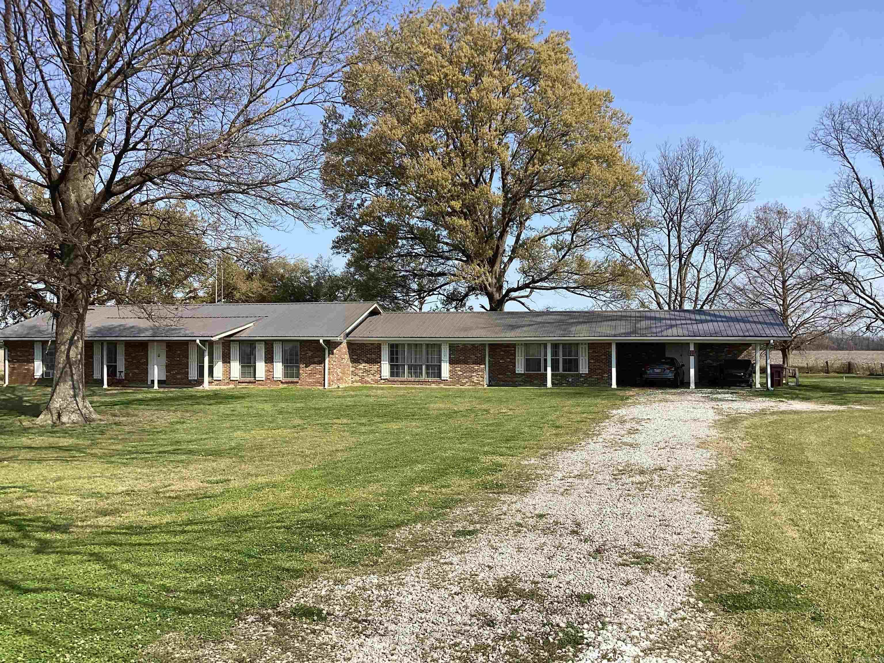 ARKANSAS HGTS - Residential