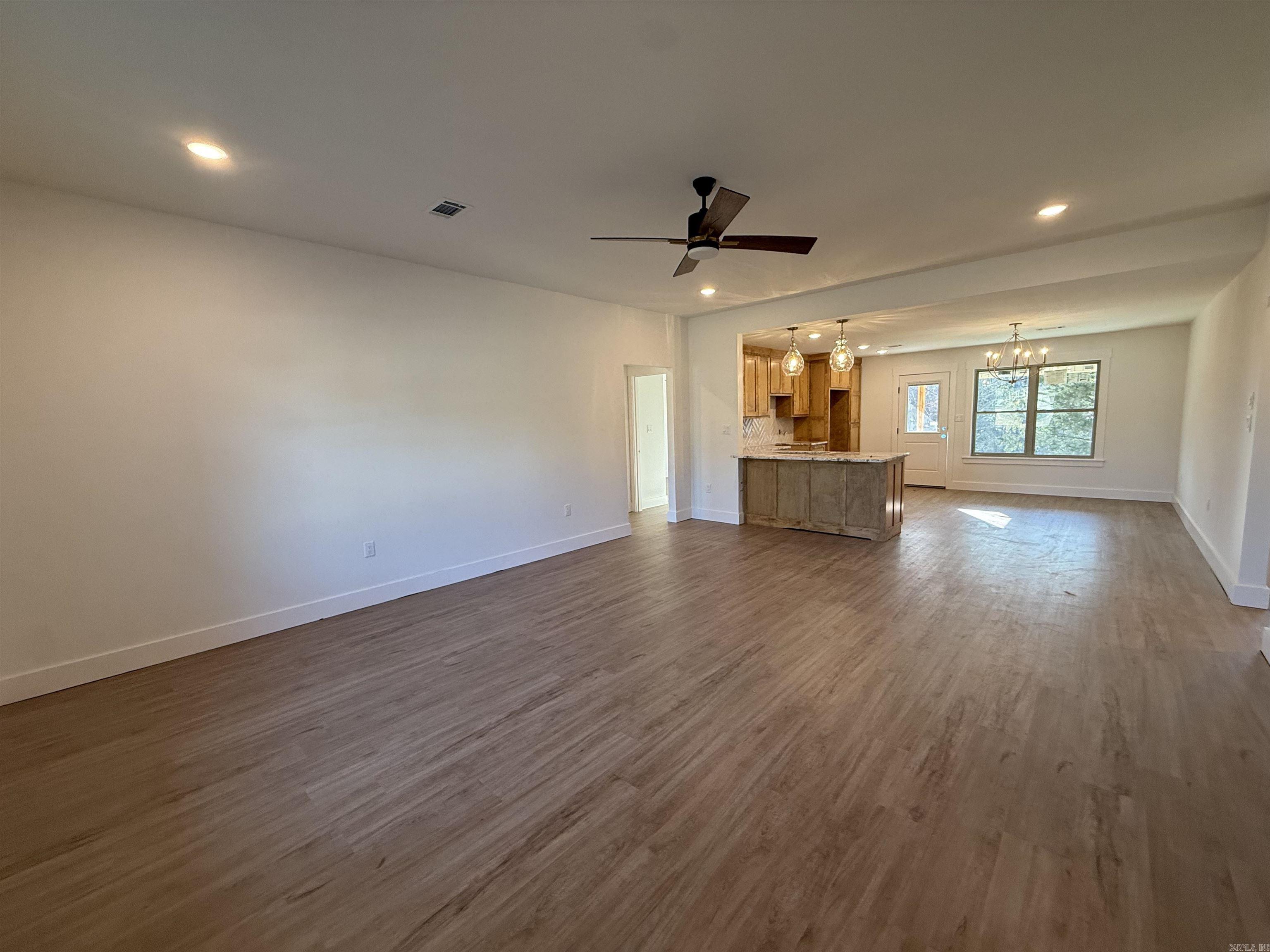 WILHELMINA COVE - Residential