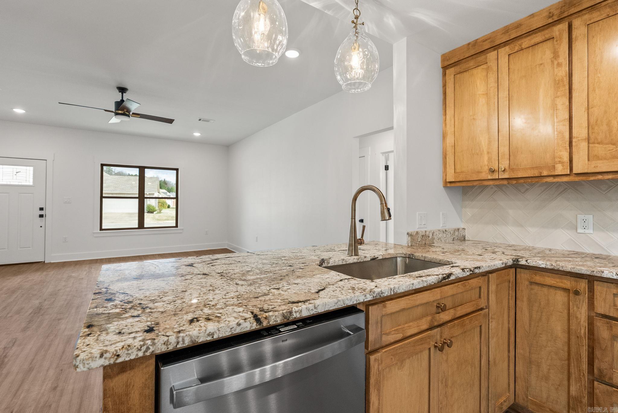 WILHELMINA COVE - Residential