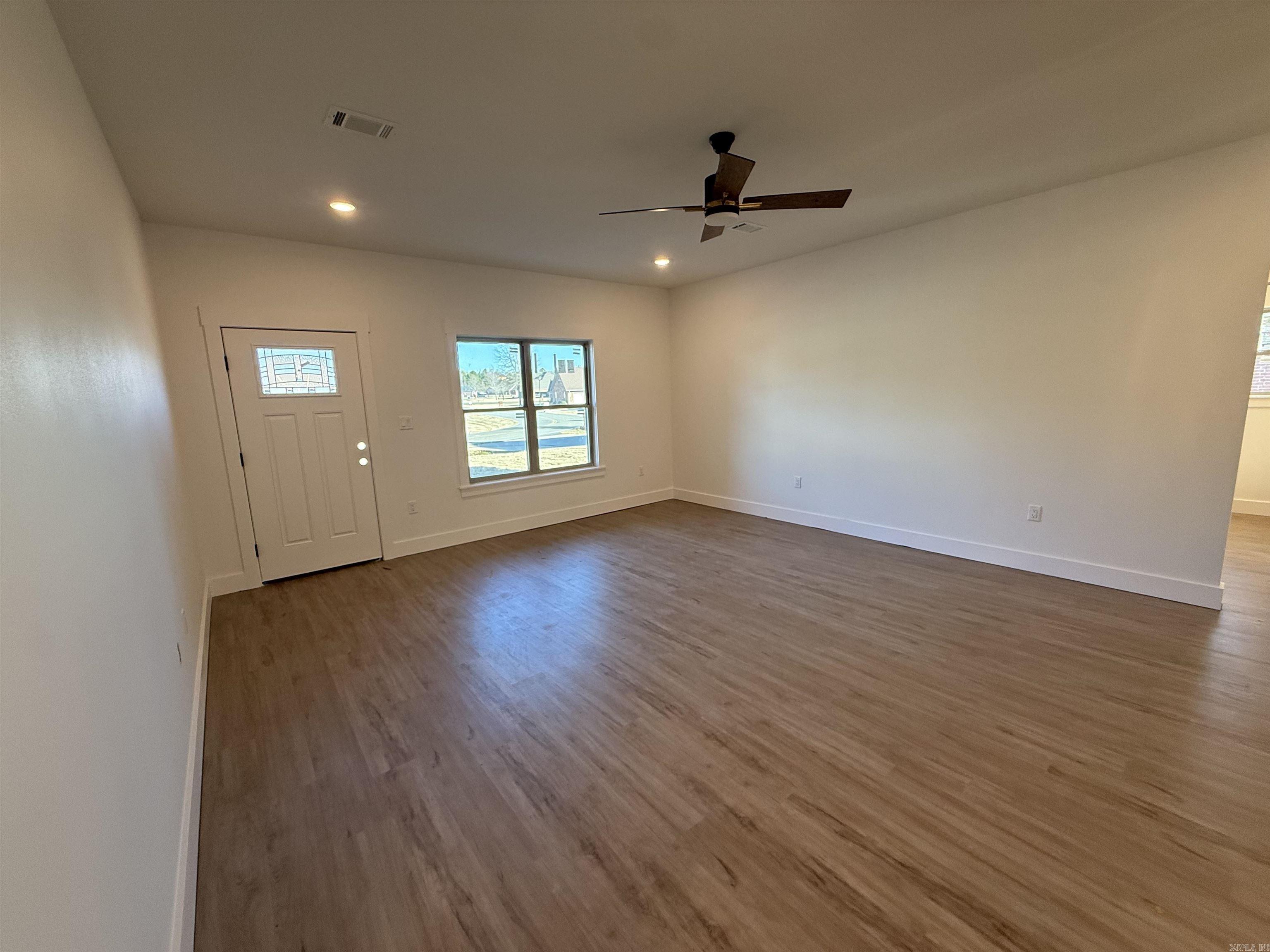 WILHELMINA COVE - Residential